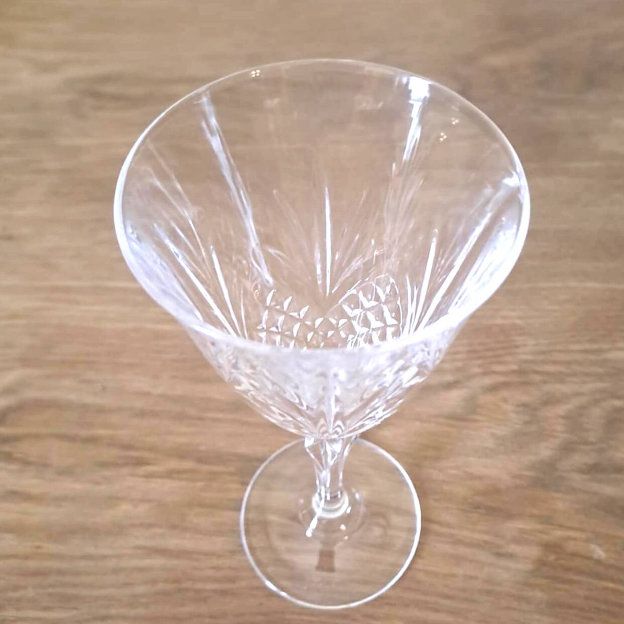 6 crystal wine glasses