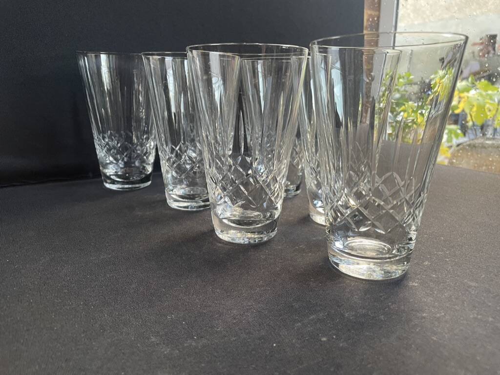 8 grands verres cristal taillé