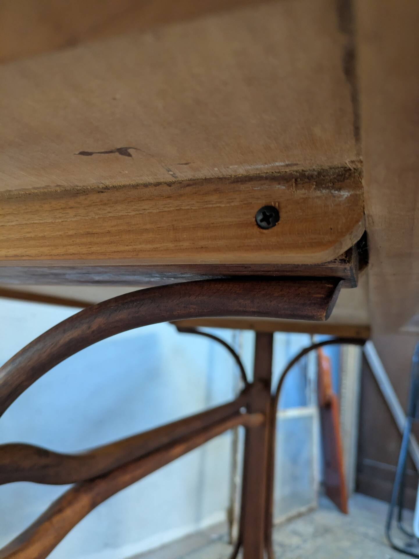 Bistro table