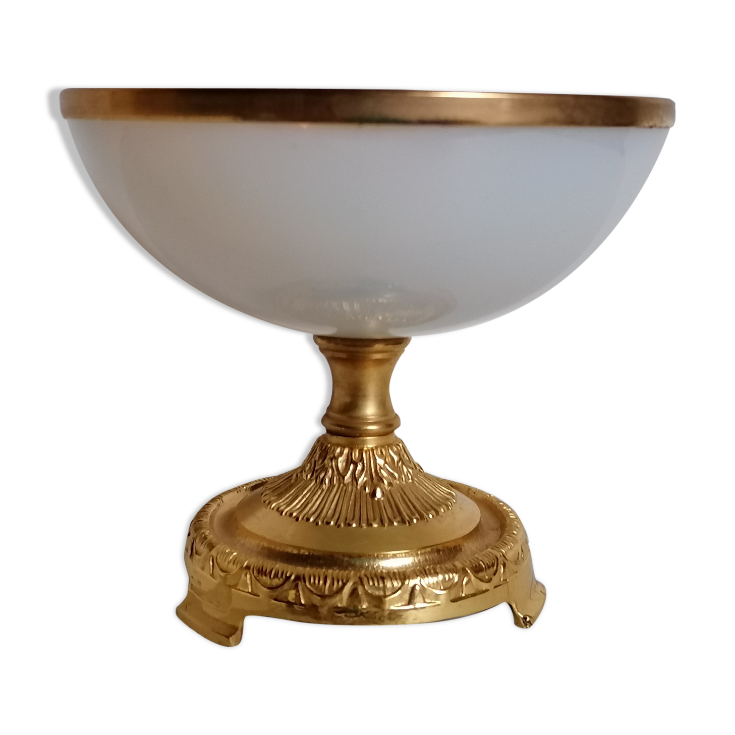 Opaline cut on bronze mount
