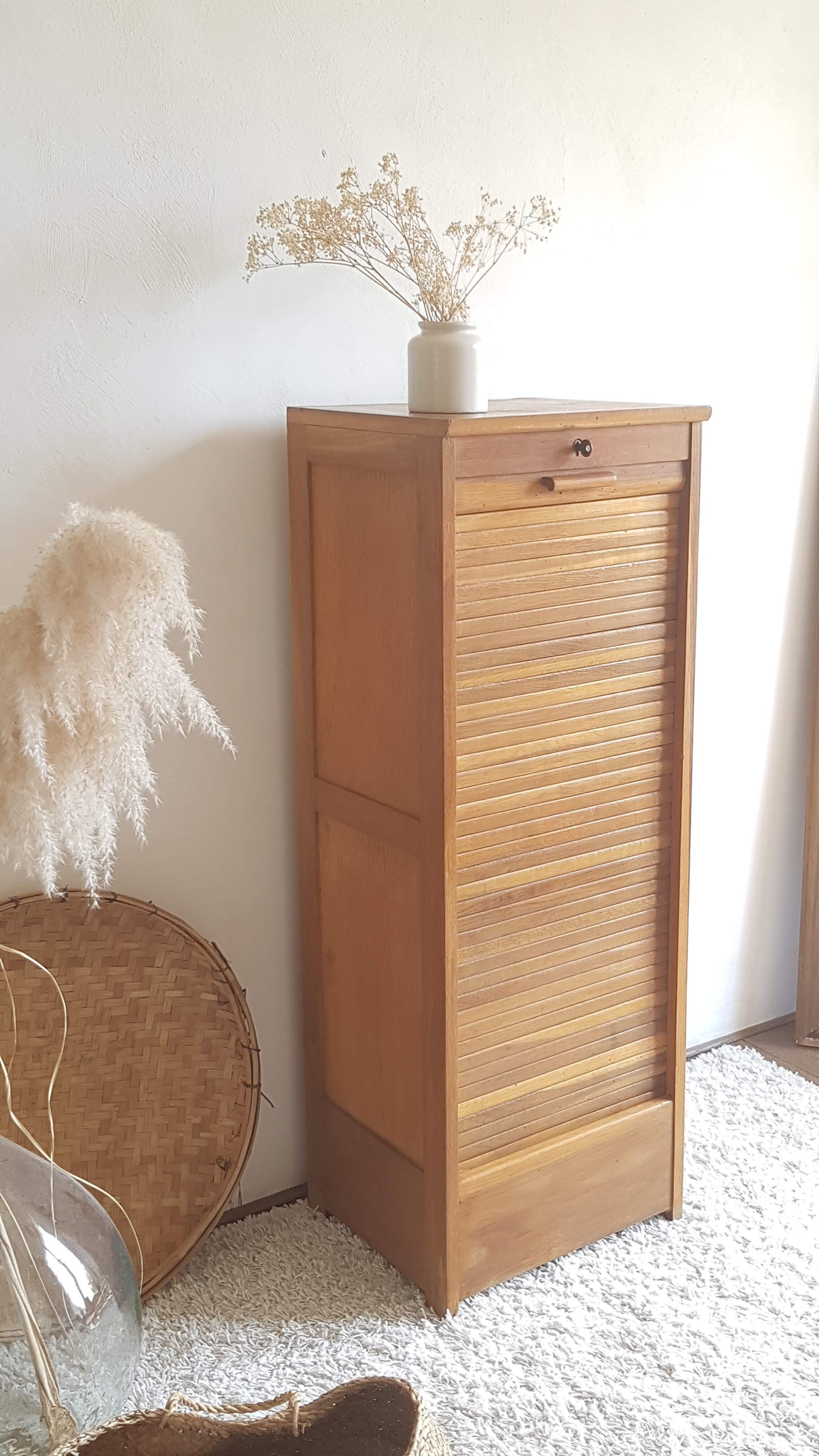 Vintage curtain binder