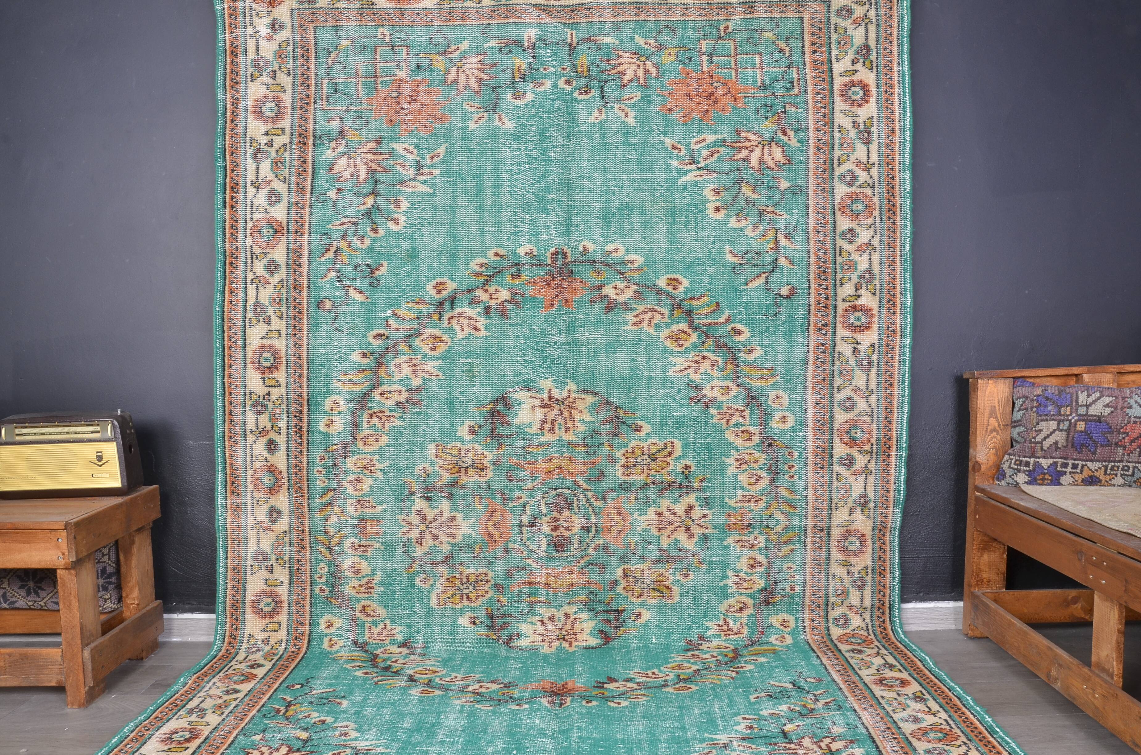 Antique Vintage Area Carpet sku c 202