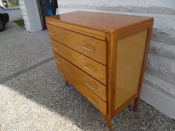 Vintage dresser