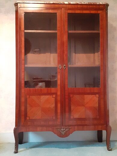 Louis XV bbibliothèque in marquetry