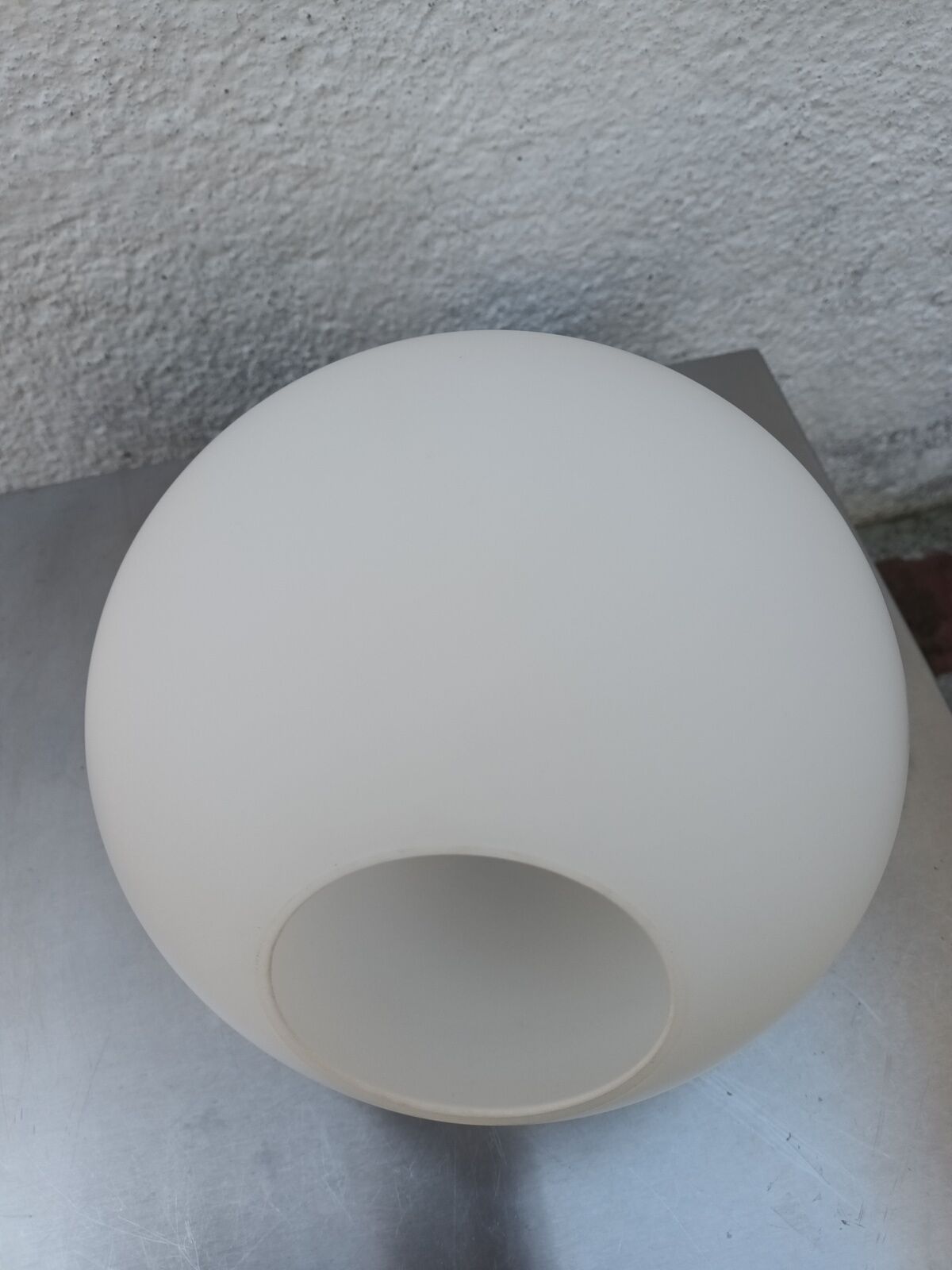 Scandinavian suspension "drop" opaline
