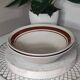 Assiettes creuses marron