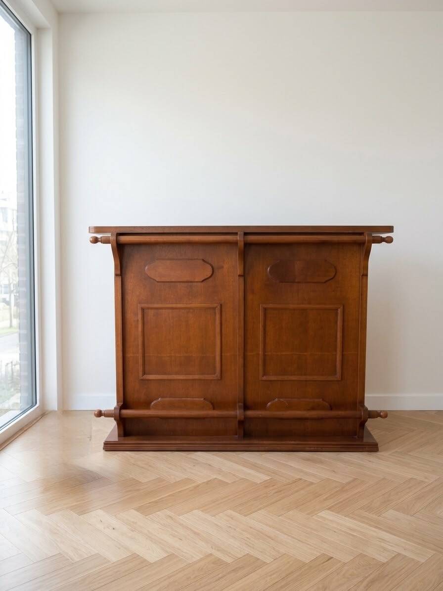 Meuble bar en bois massif style traditionnel