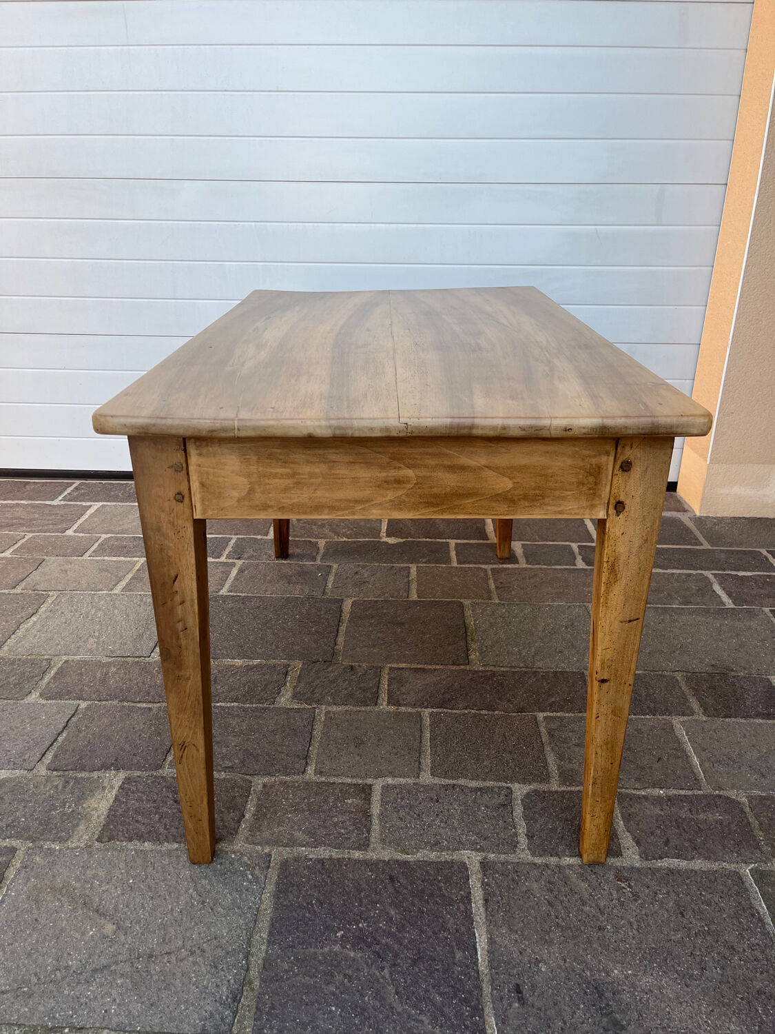 Farmhouse table