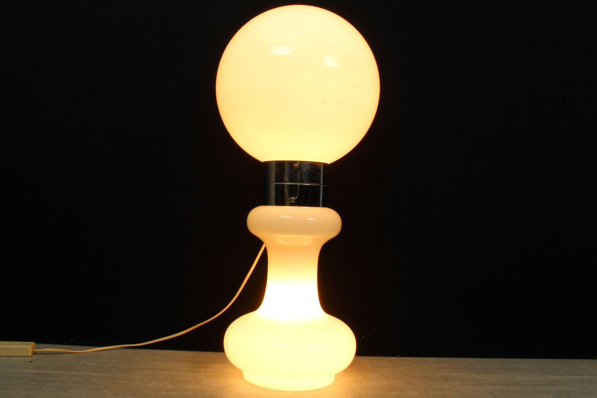 Mid Century Floorlamp Carlo Nason " Birillo" for A.V. Mazzega, Italy 1960