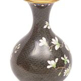 Vase chinois en laiton émaillé