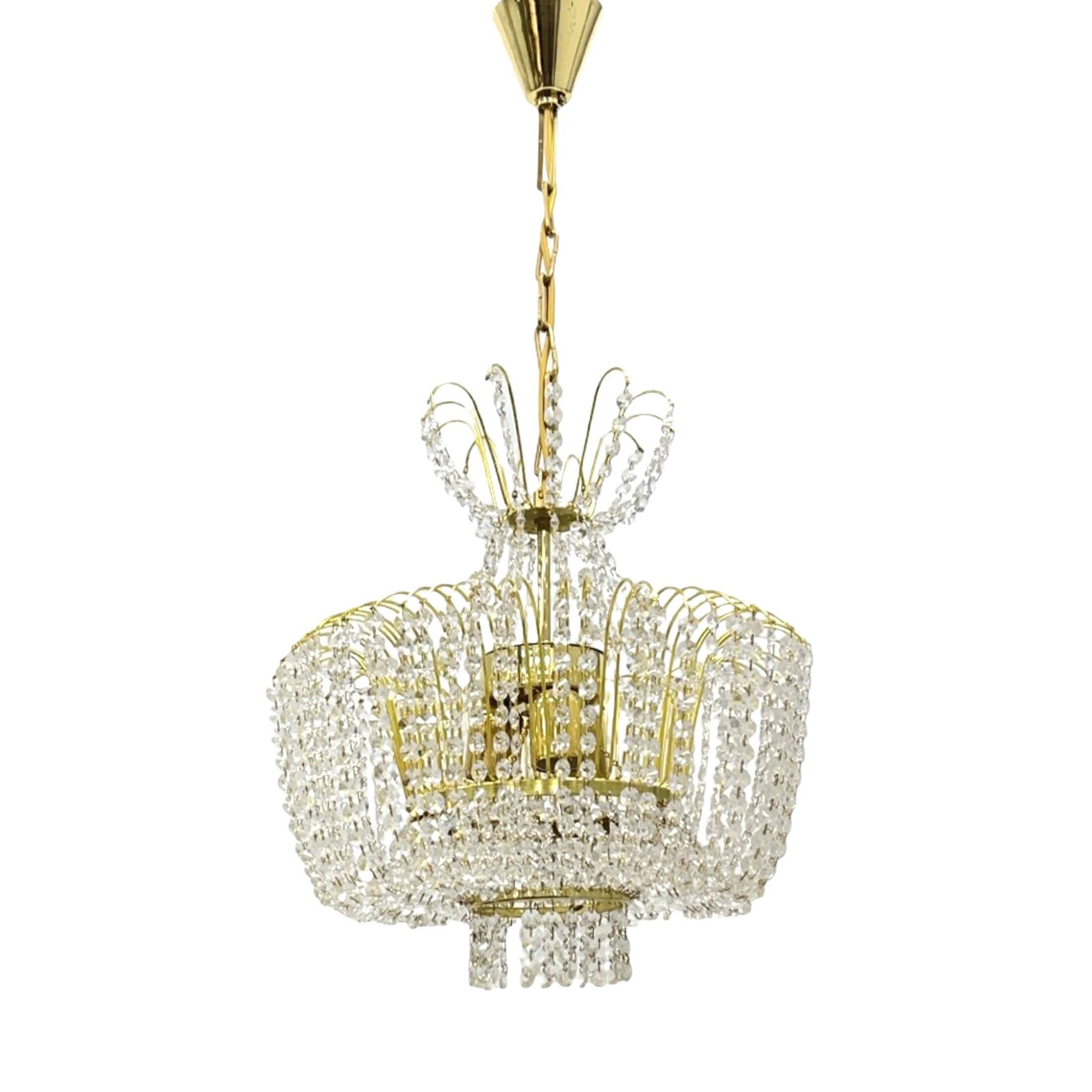 Kamenický Šenov crystal chandelier, gilded brass, 1970s, Czechoslovakia