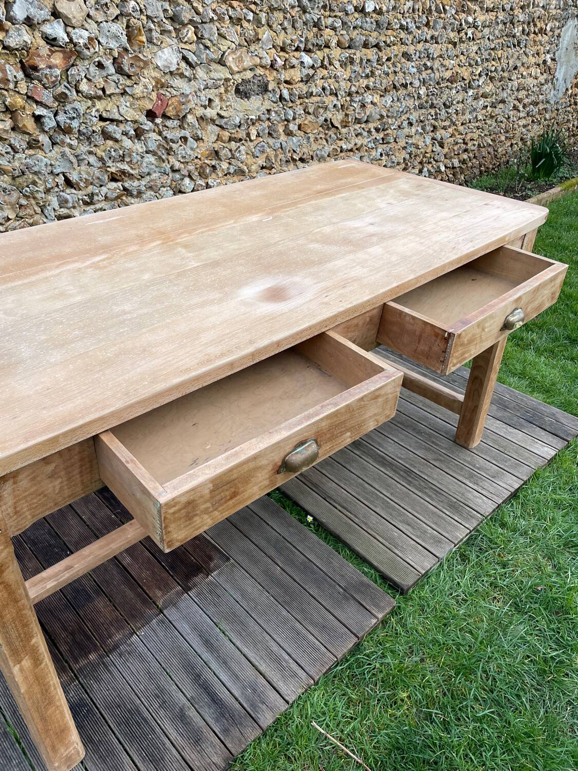 Farmhouse table with 2 drawers in solid beech