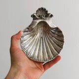 Metal shell pocket emptier