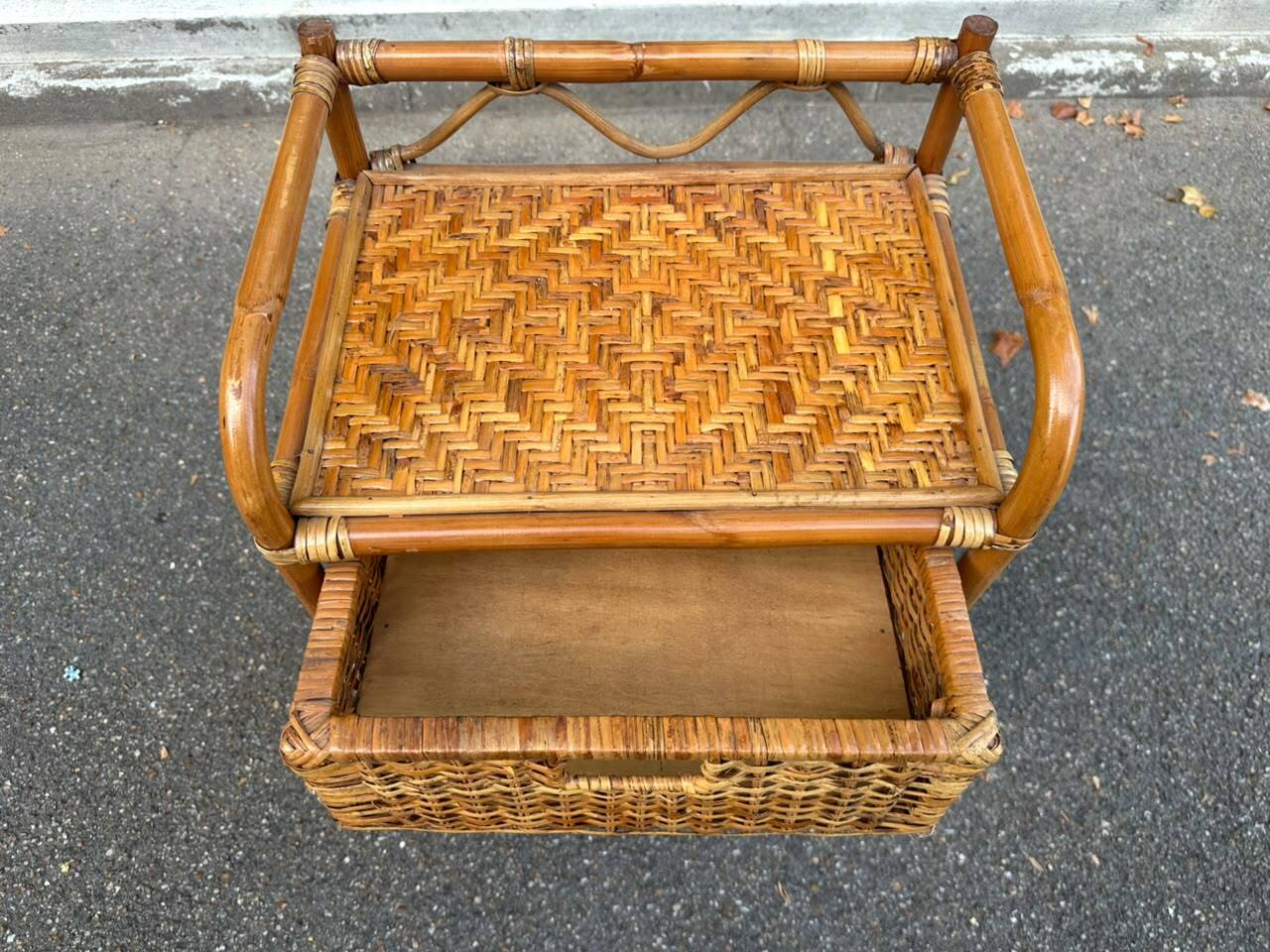 Vintage 1970s rattan and wicker chest of drawers with 4 drawers.