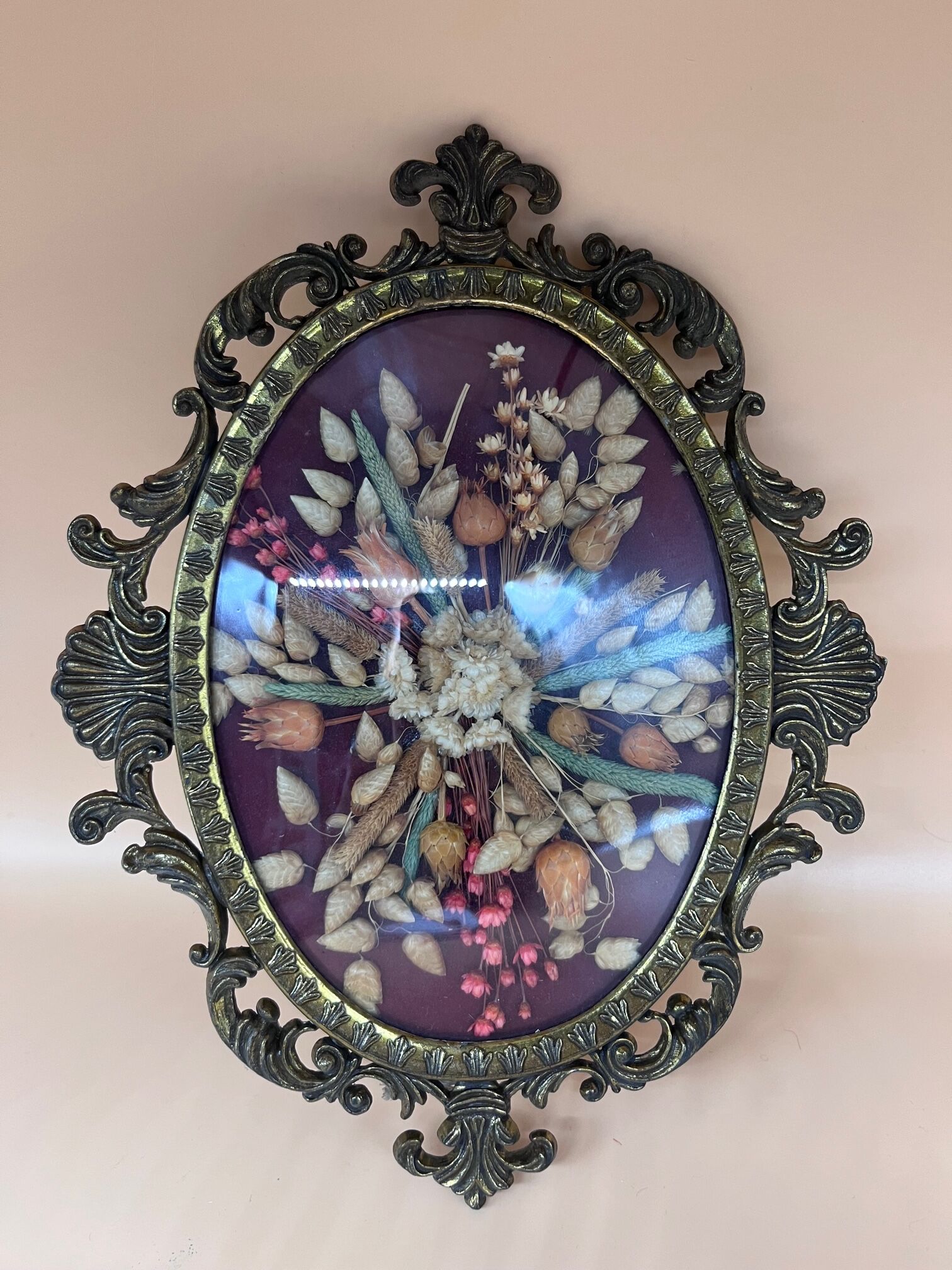 Baroque setting with dried flowers