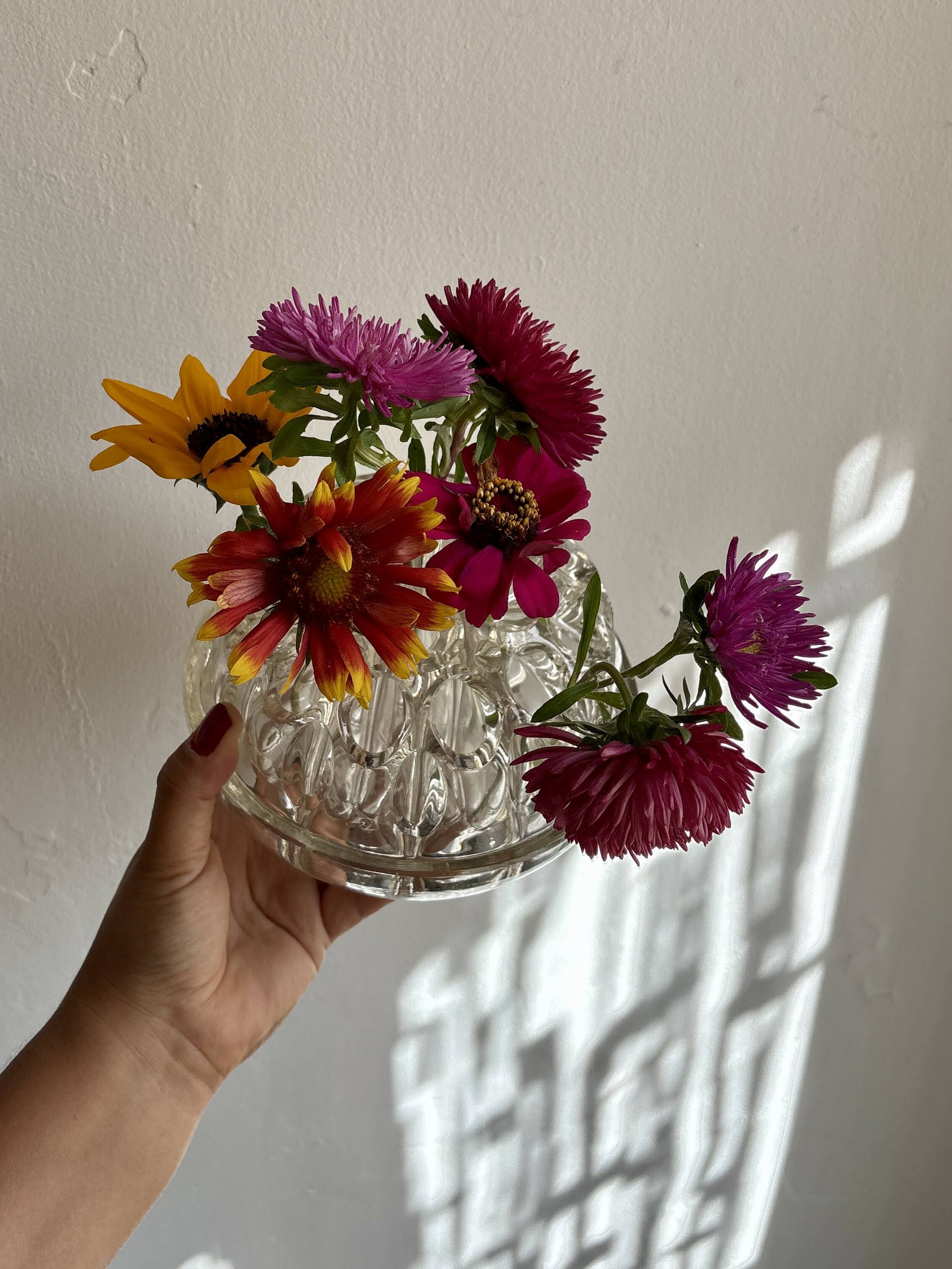 XXL antique glass flower vase
