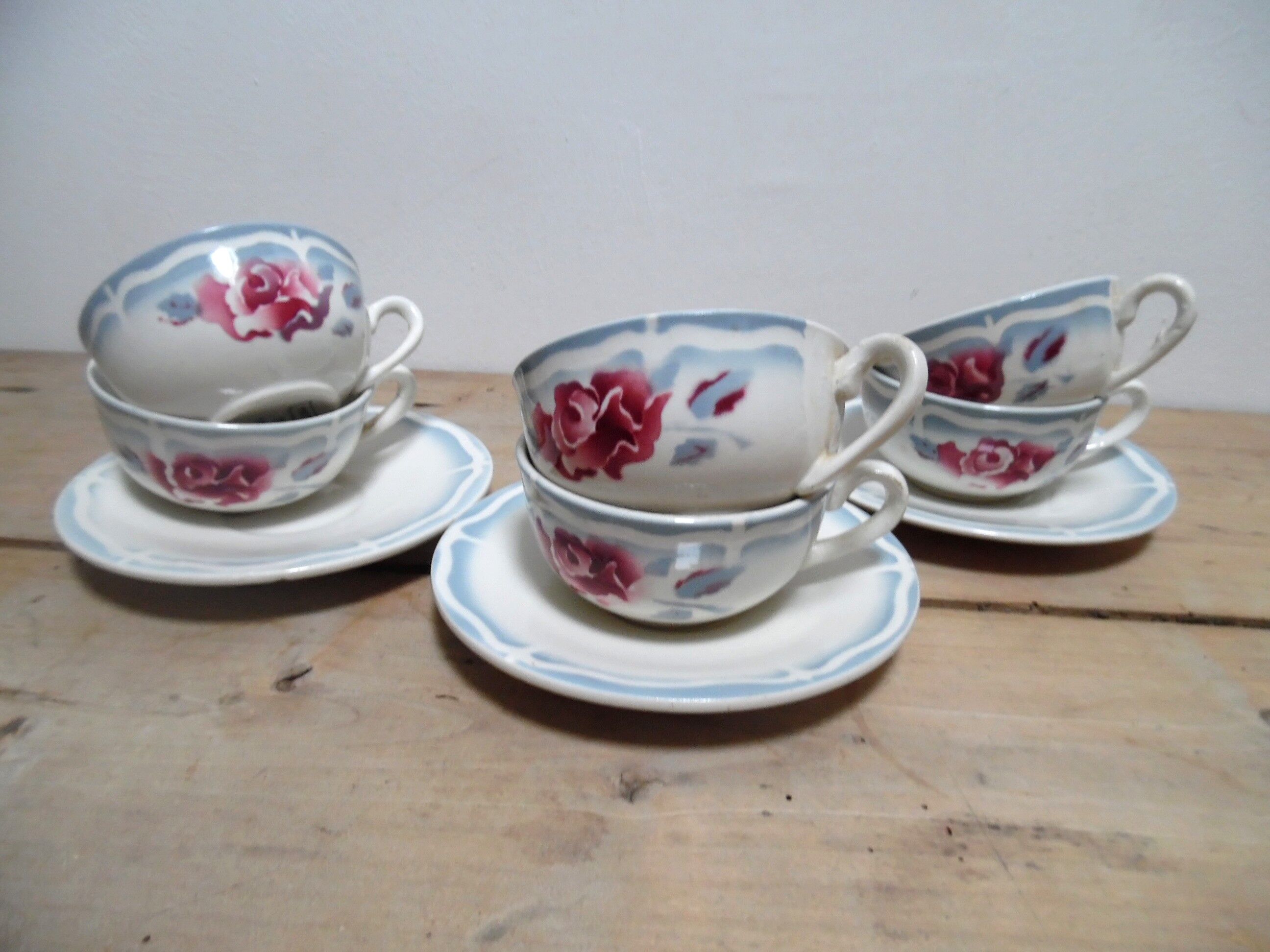 coffee cups and saucers sarreguemine