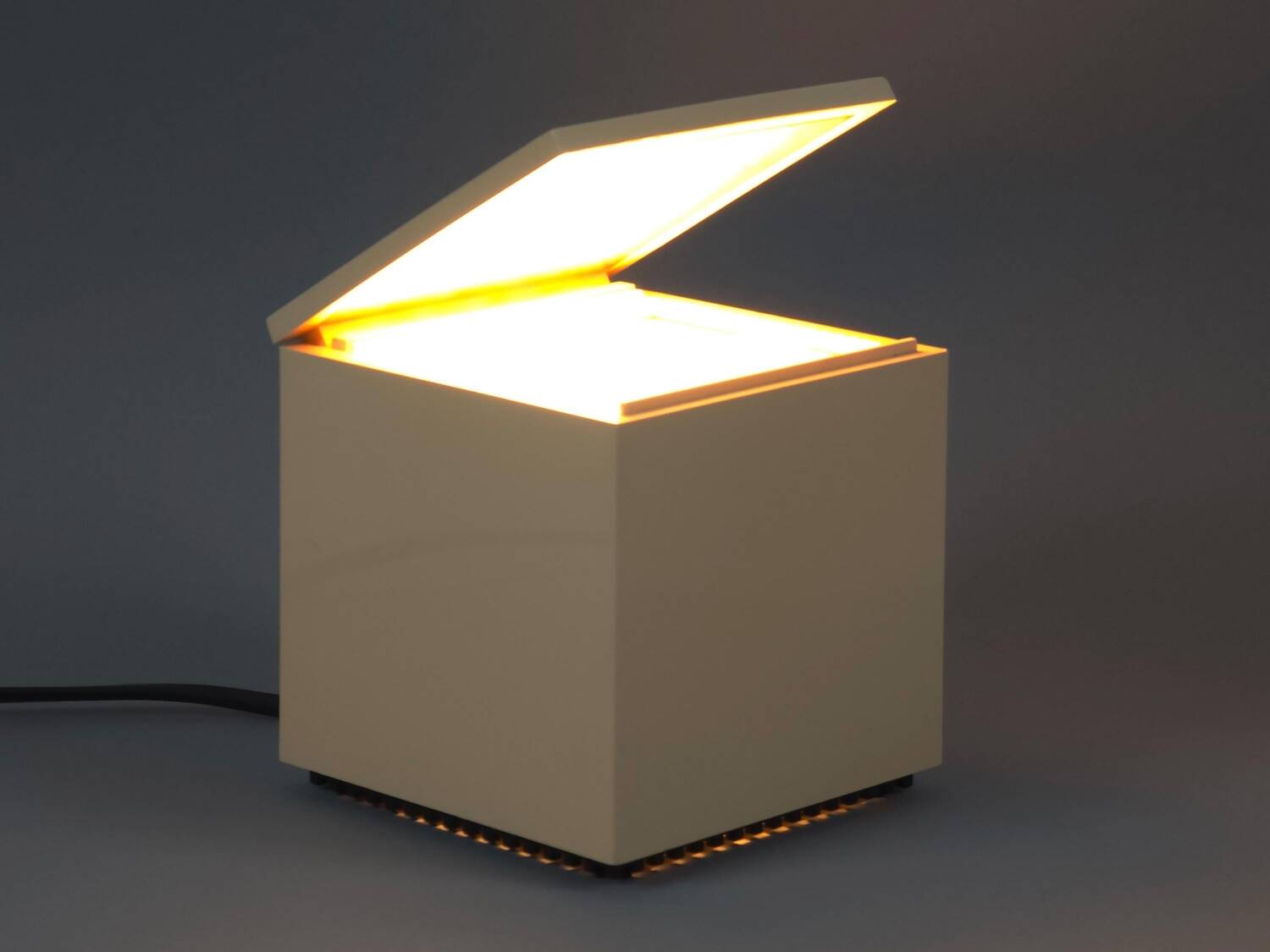 1970s Space Age Design Cini & Nils Cuboluce Lamp By OPI Design Milano