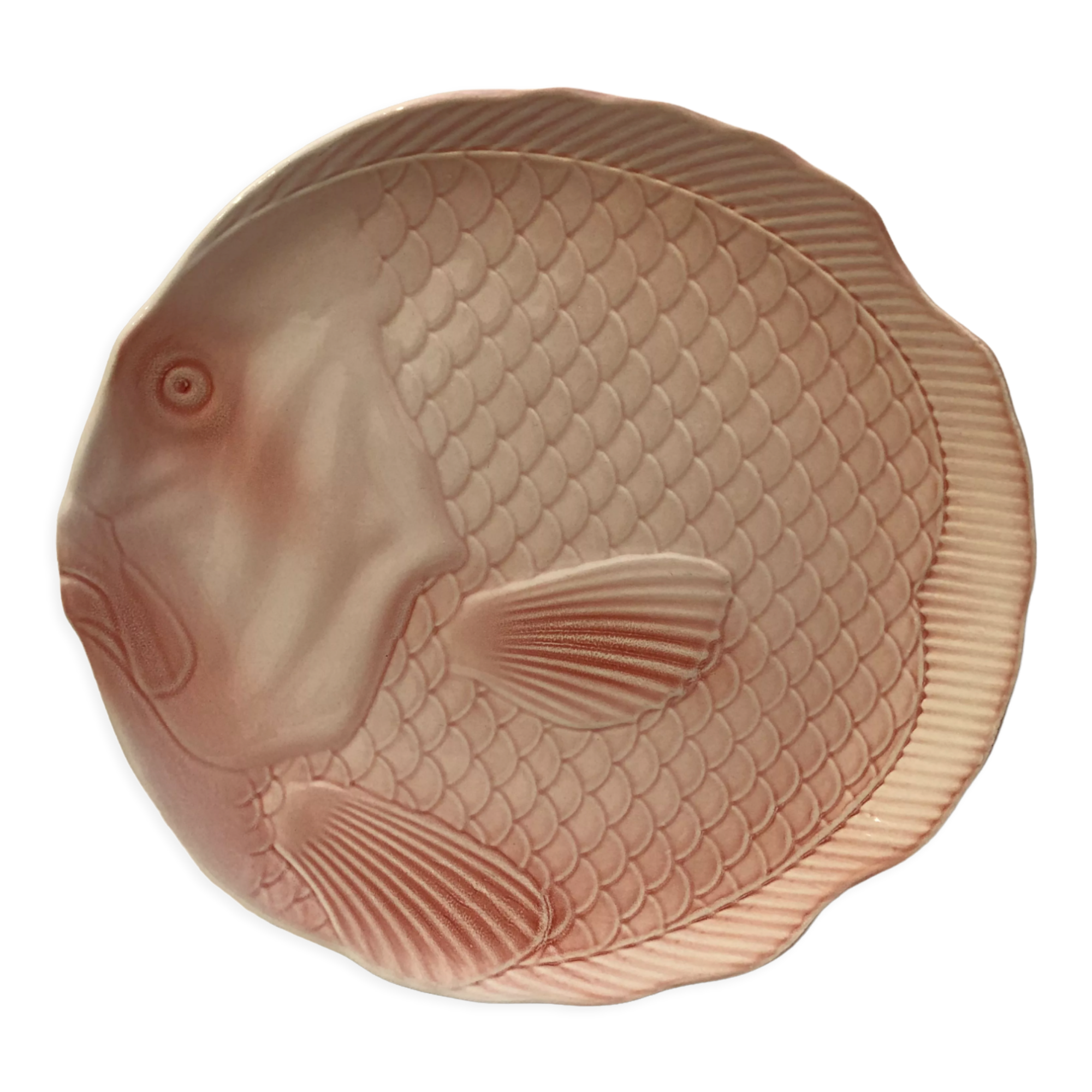 Old flat plate in the shape of saline pink fish baths made in France