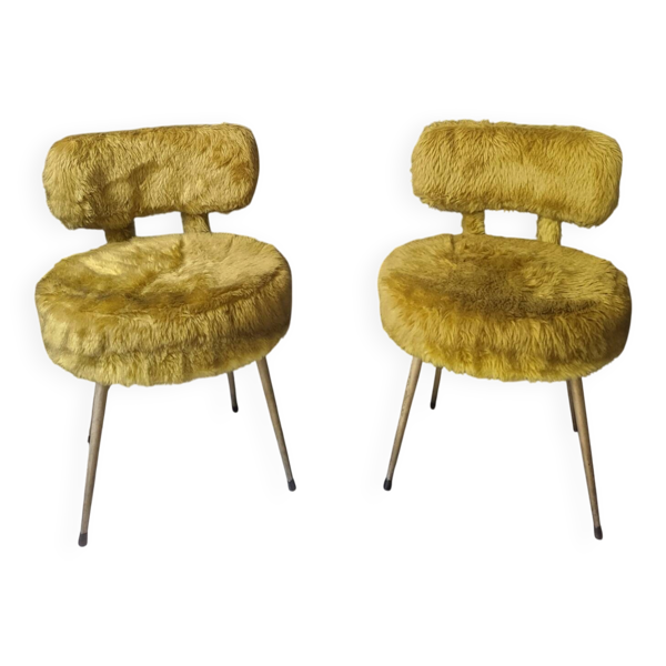 Paire de fauteuils, chauffeuses vintage en fausse fourrure style Pelfran
