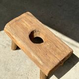 Side table in blond teak openwork tray