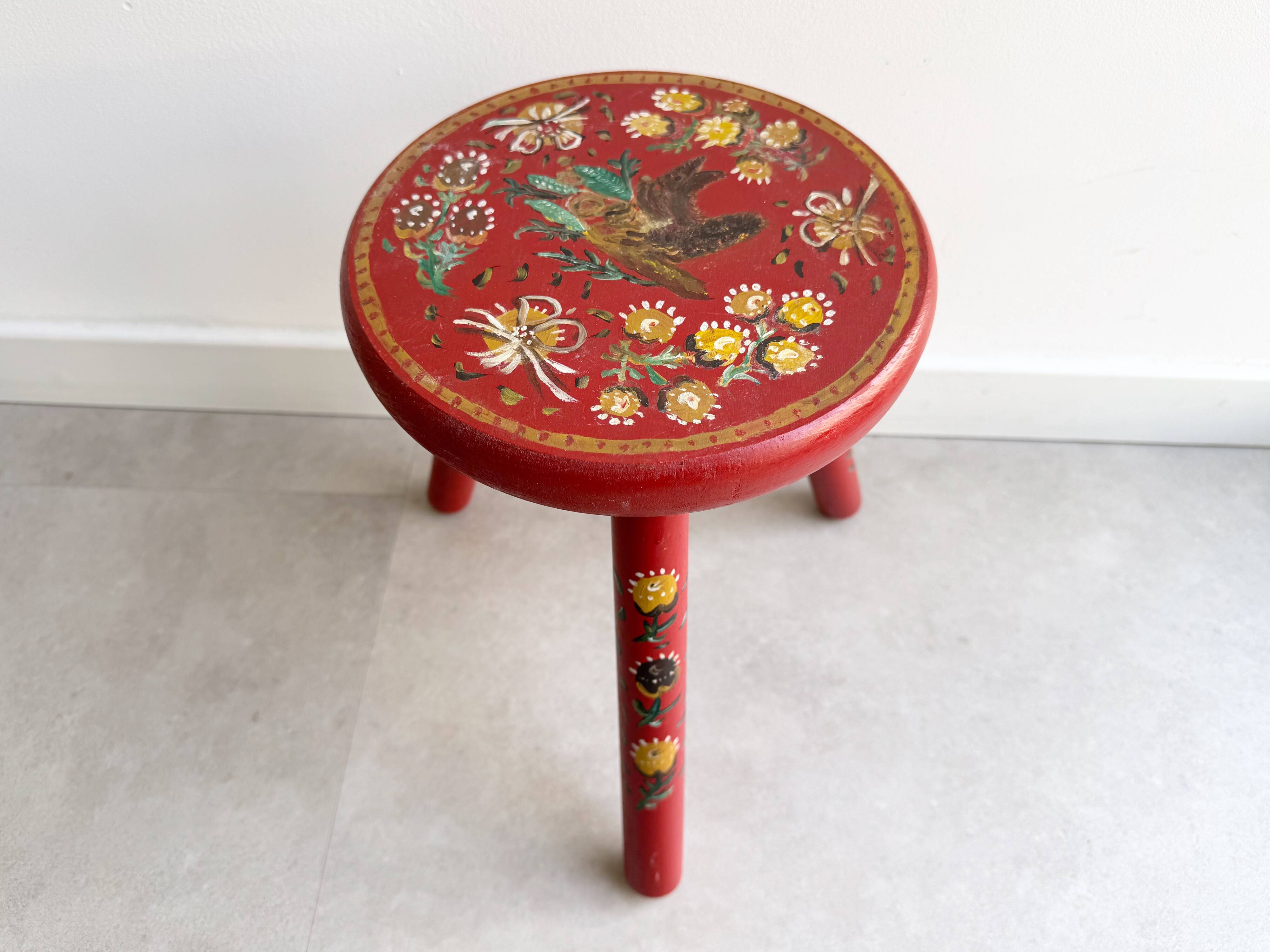 Vintage folk art wooden milk stool / side table