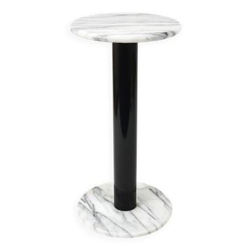 Postmodern pedestal table / plant stand in white Carrara marble, Italy, 1980s