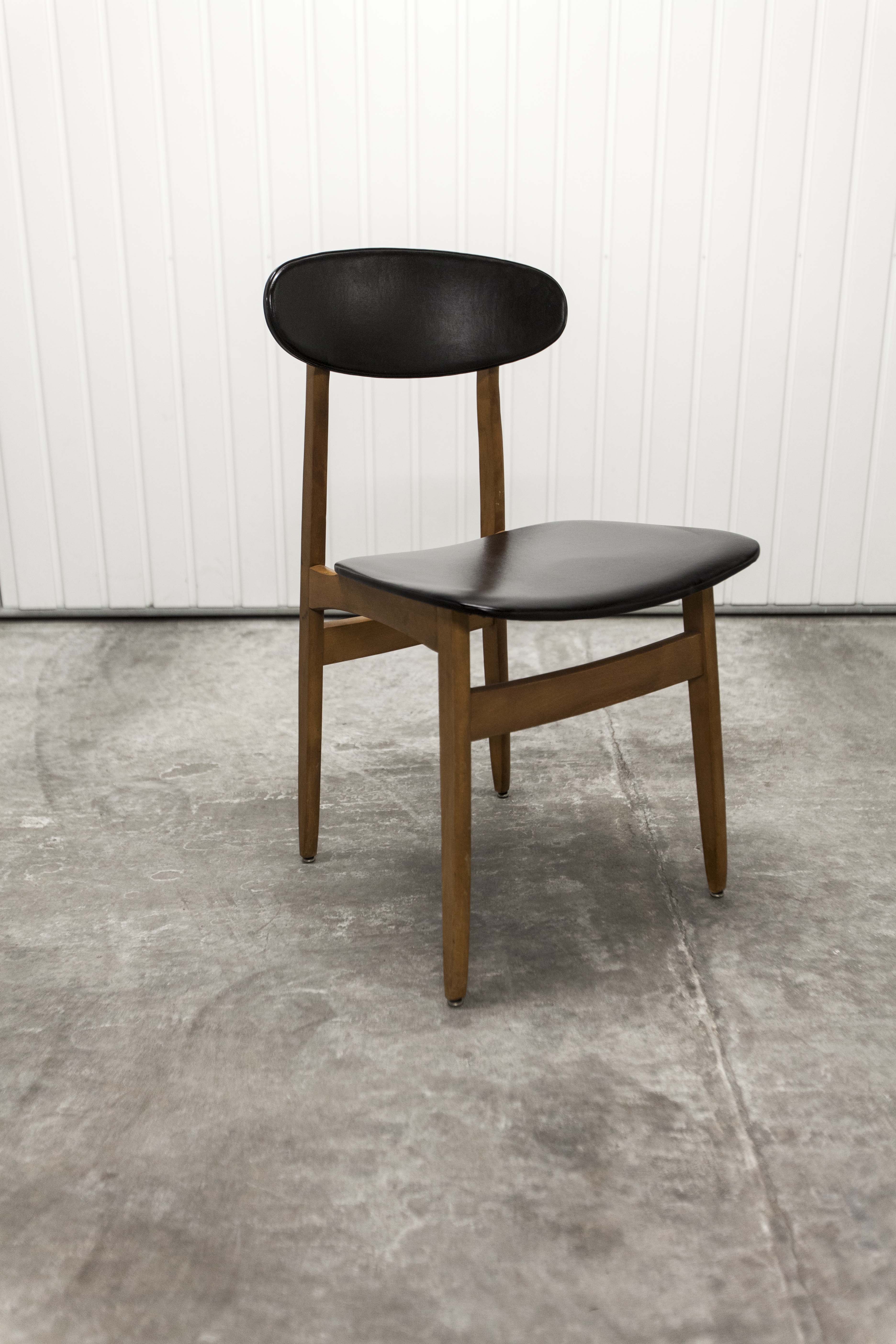 Set of 6 chairs Scandinavian oval back