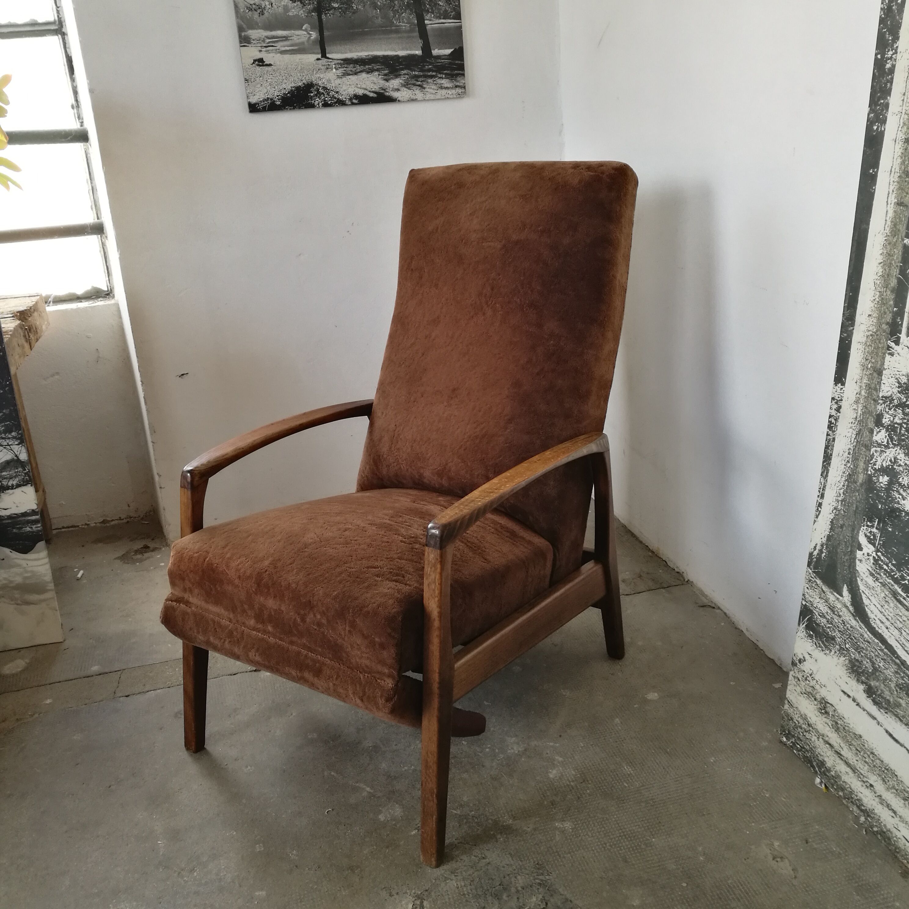 Scandinavian armchair with vintage "relax"