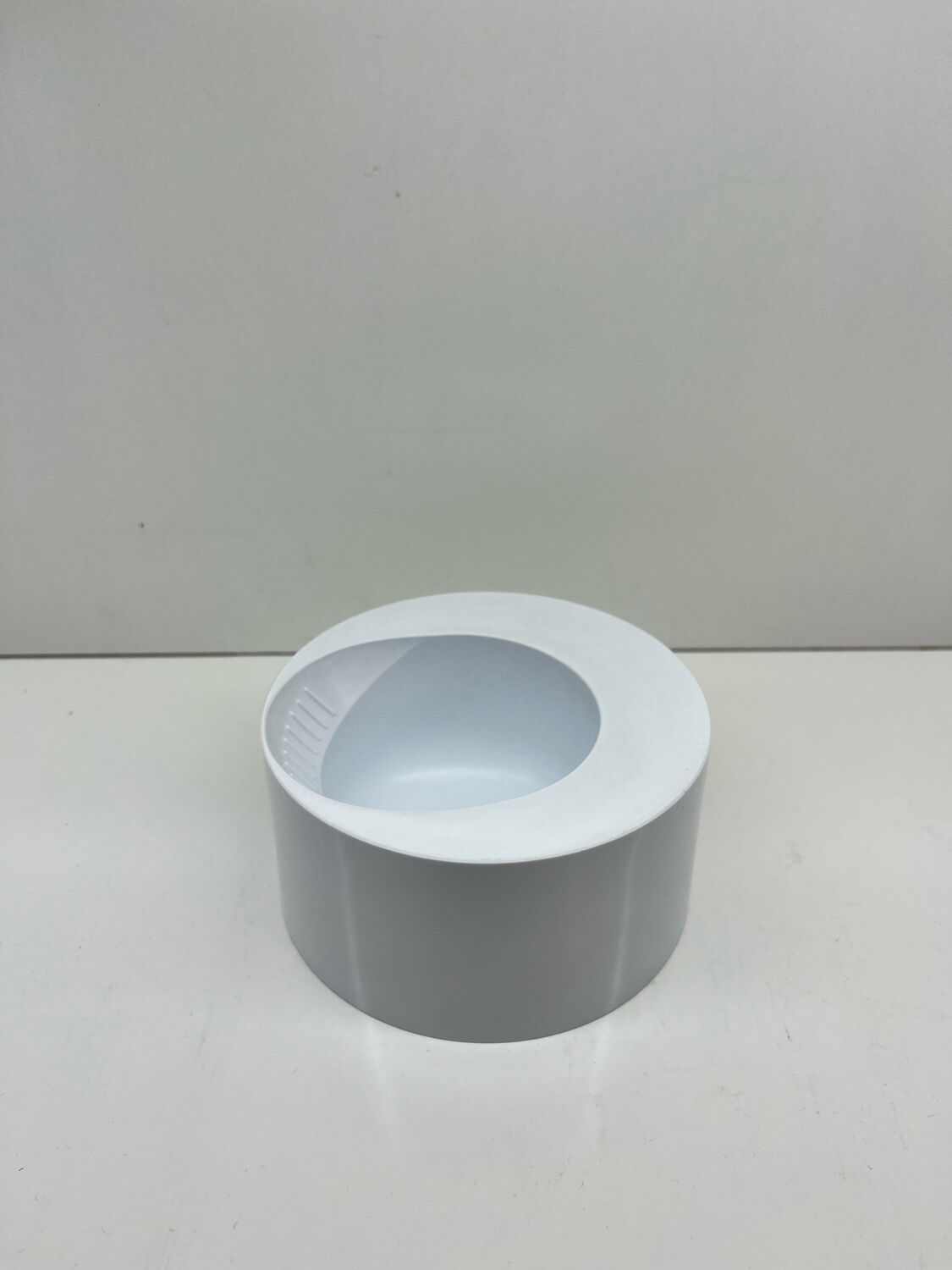 Enzo Mari ashtray Borneo - Danese Milano - White melamine - Design