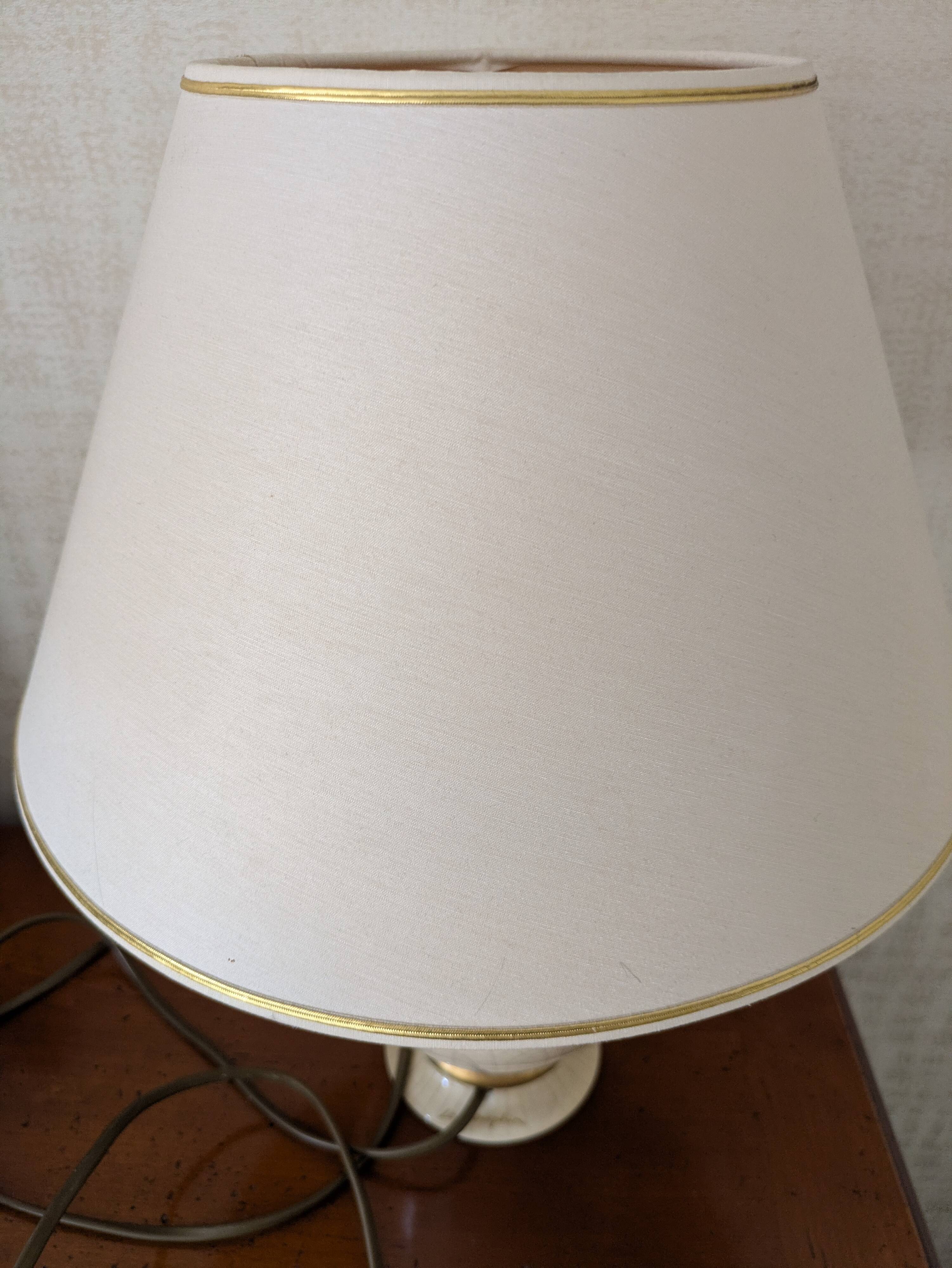 Set of 2 Crackled Ceramic Table Lamps with Gilding – Maison Le Dauphin