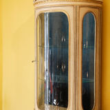 Venetian 1950s showcase