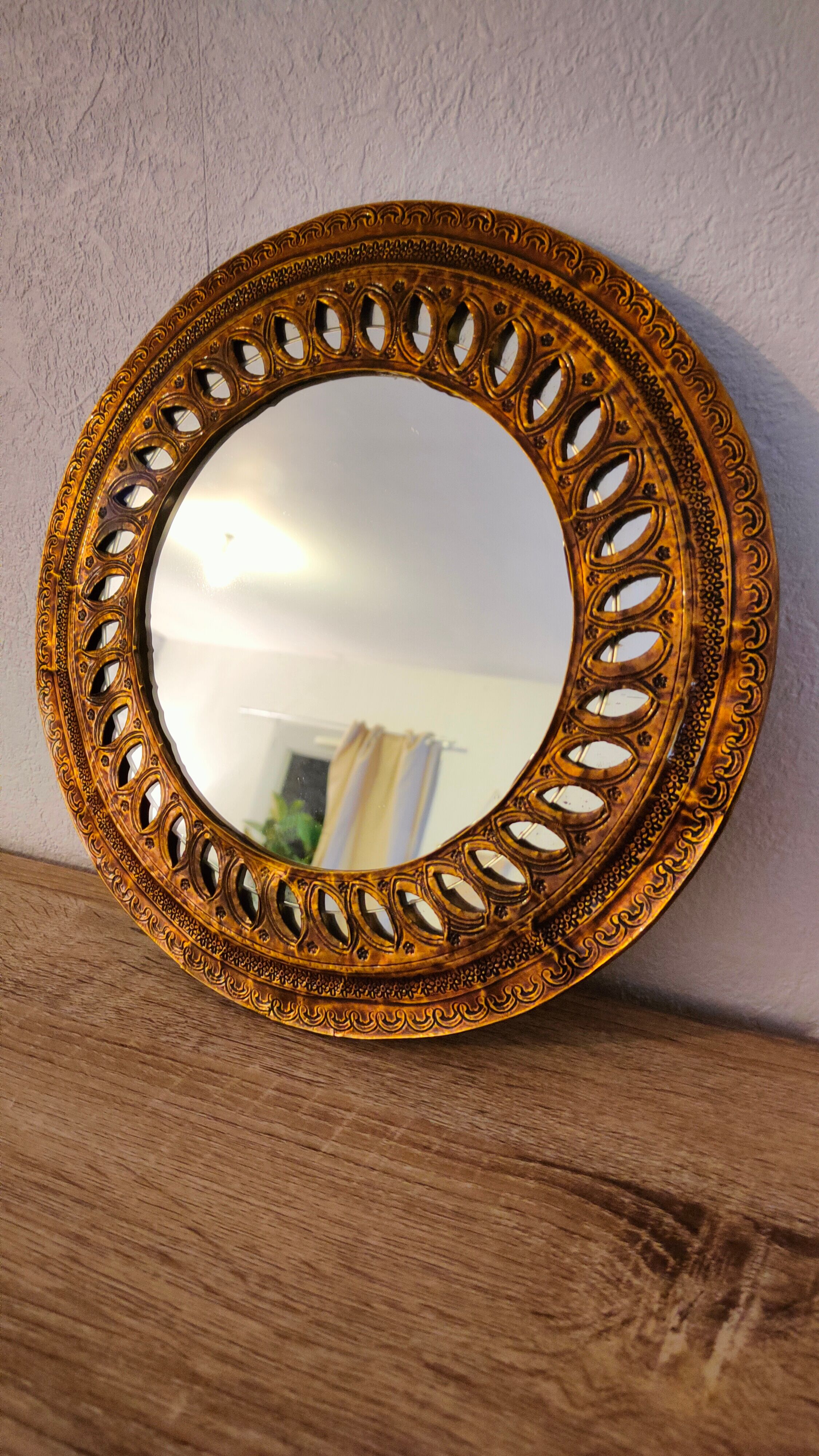 Patinated golden brass mirror 30x30cm
