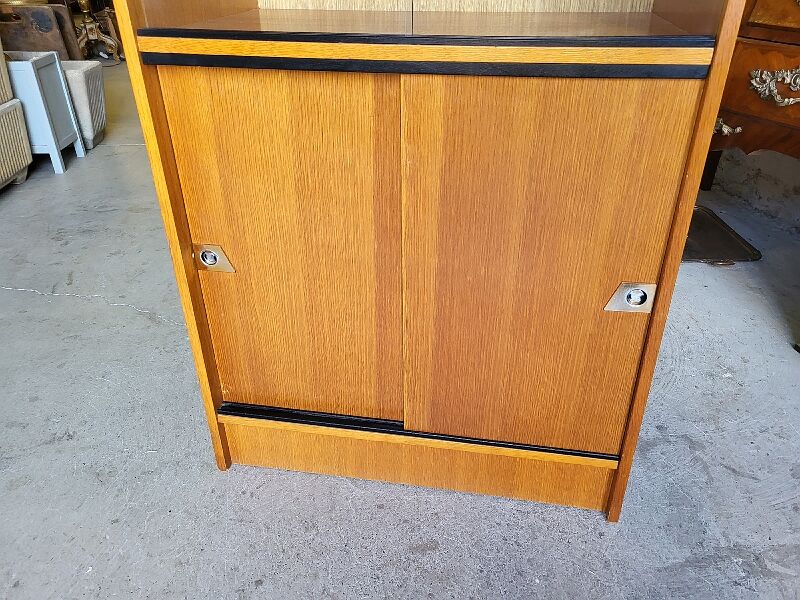 Showcase cabinet 1950/1960