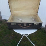 Vintage trunk suitcase