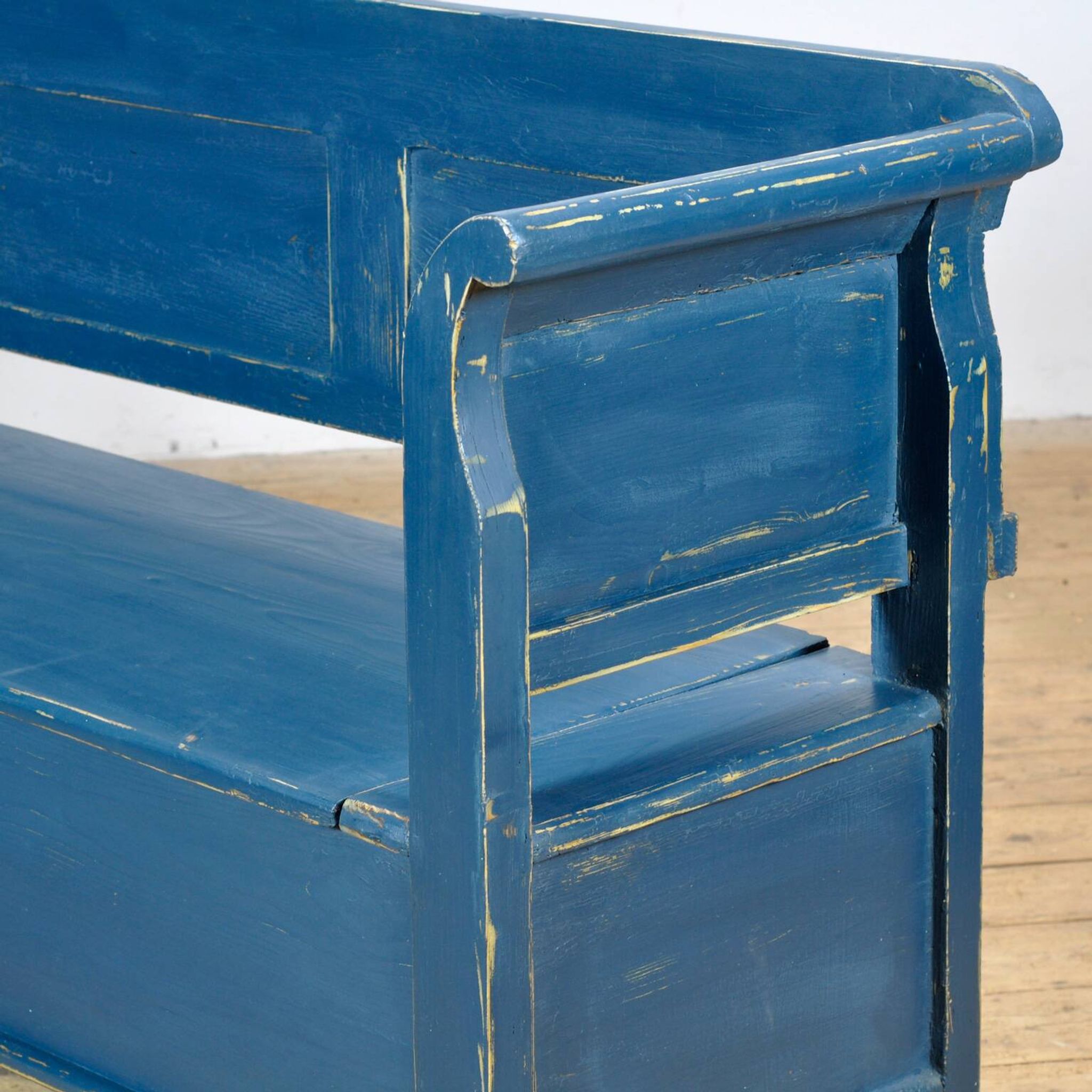 Antique pine drop-top bench, 1900s