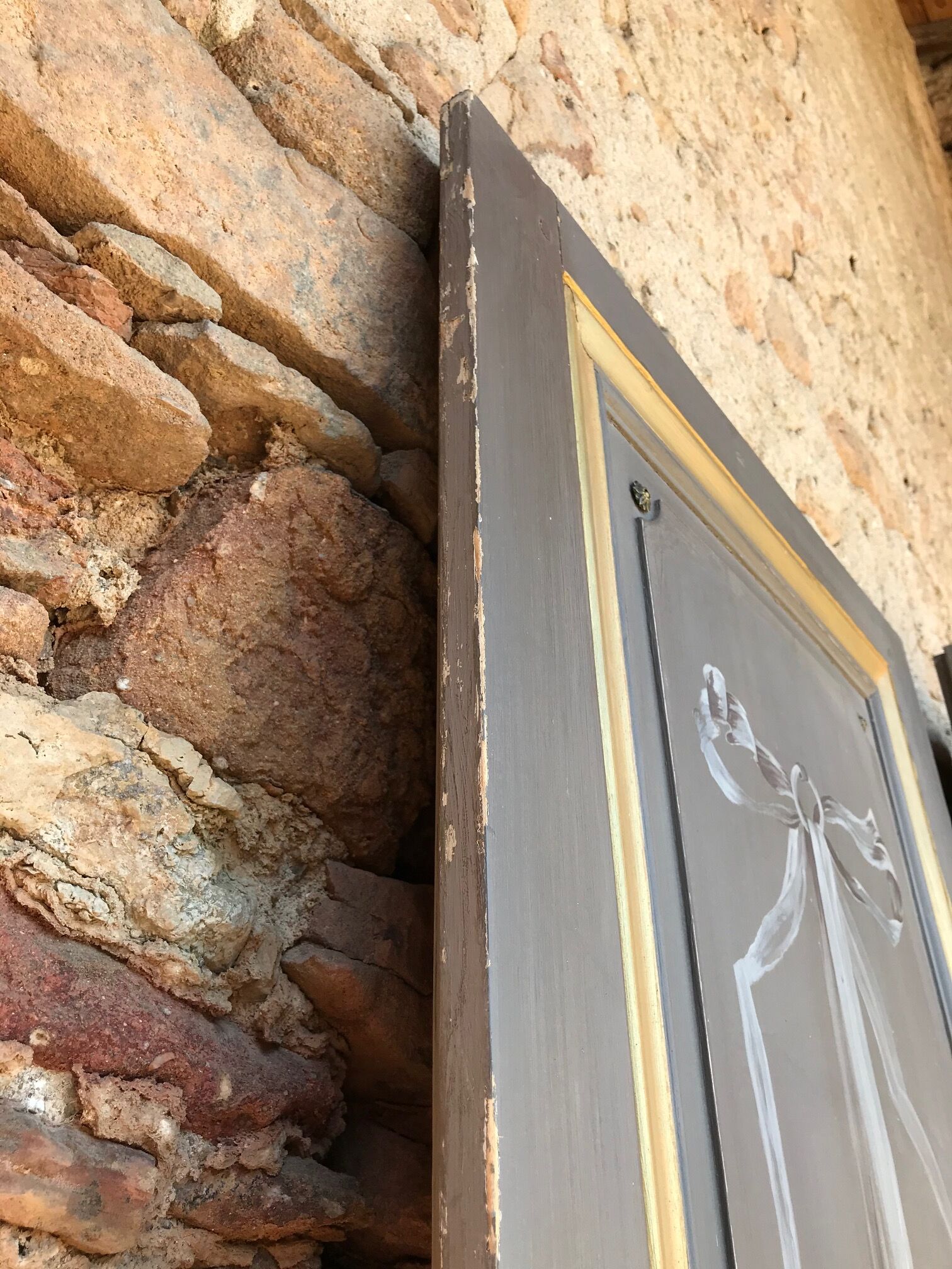 Double portes de placard peintes 1900