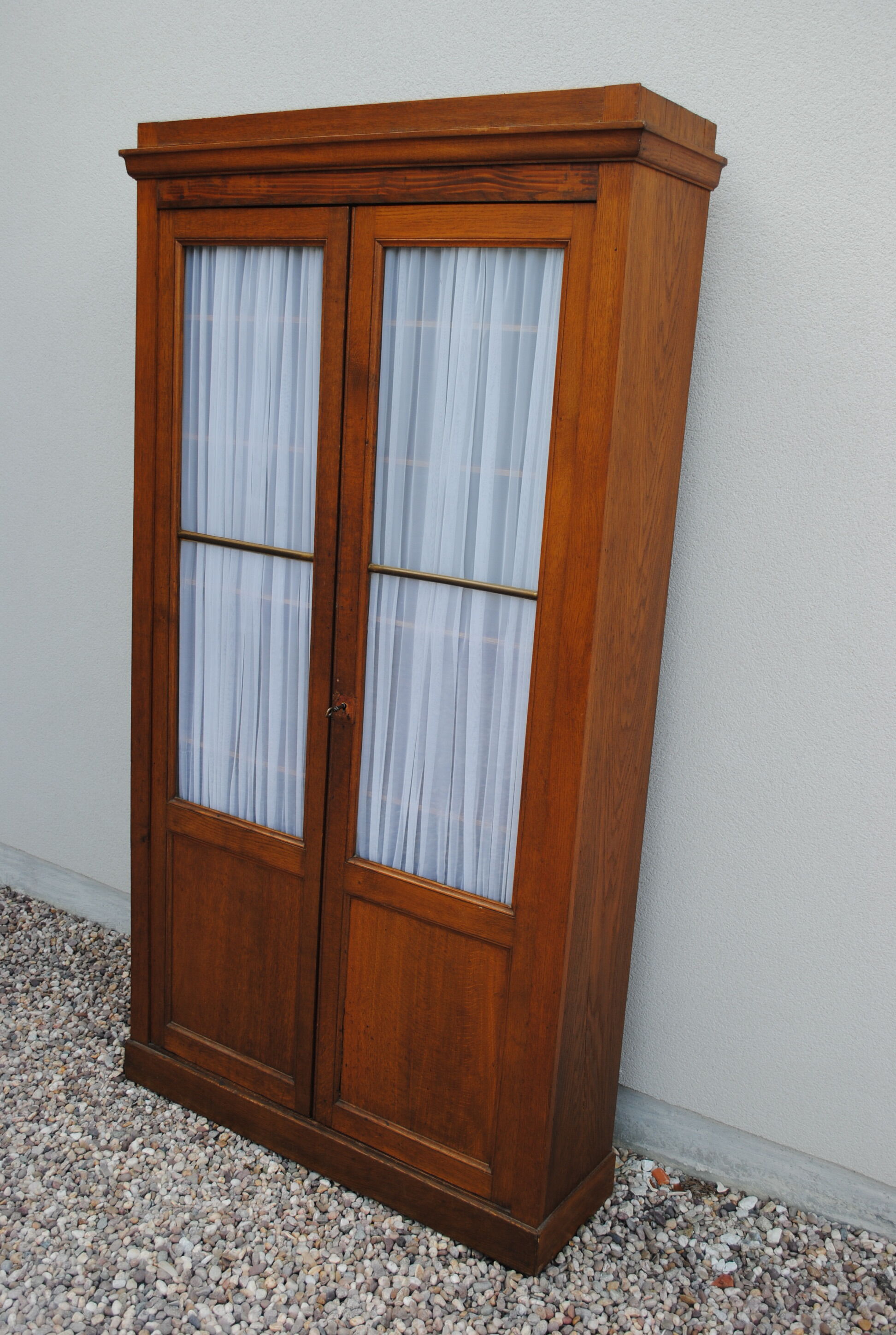 School oak bookcase year 50