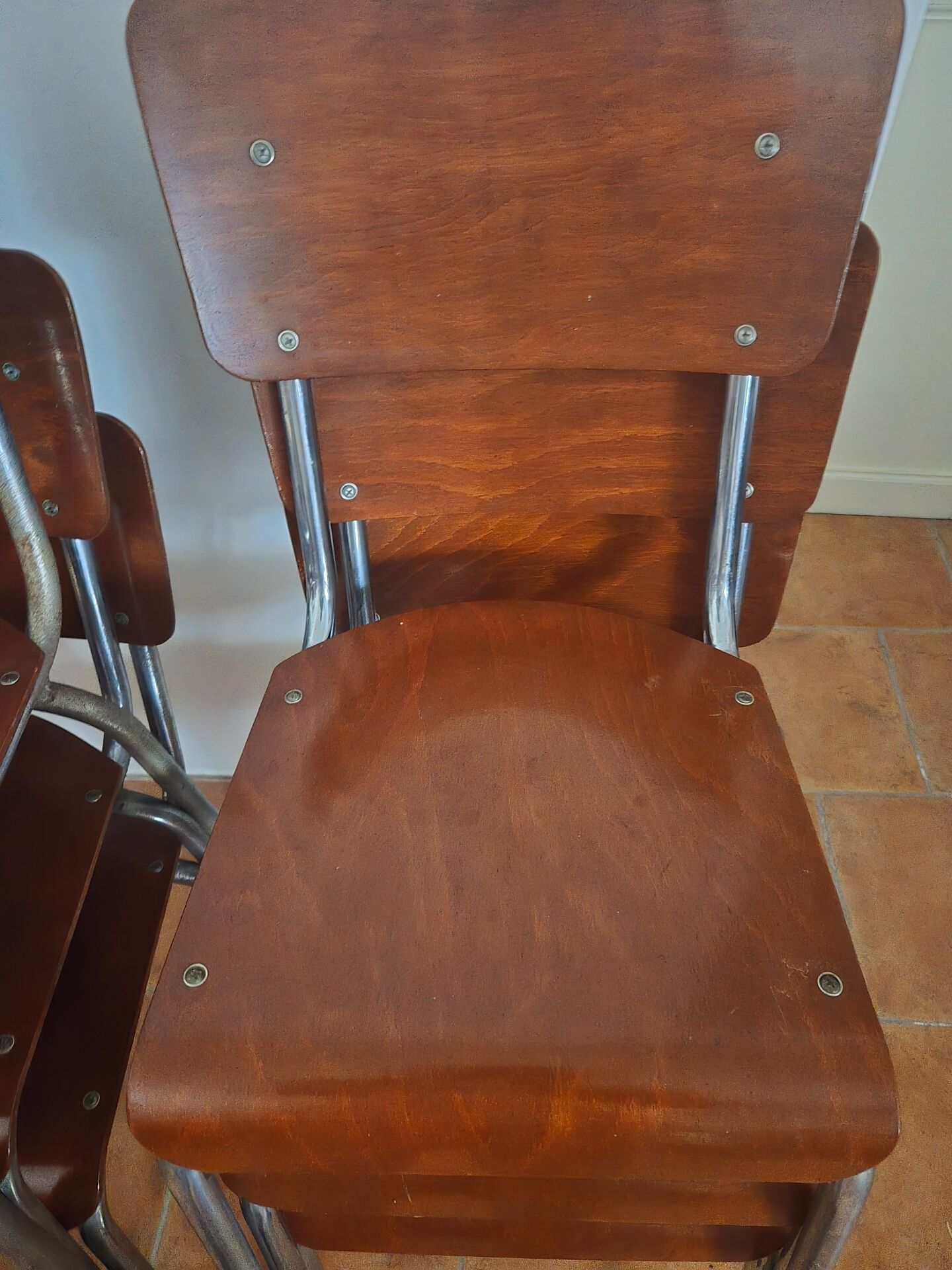 6 vintage chairs