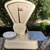 Antique Testut Dayton white bakelite grocery scale, 1960s