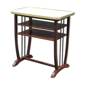 table d'appoint moderniste