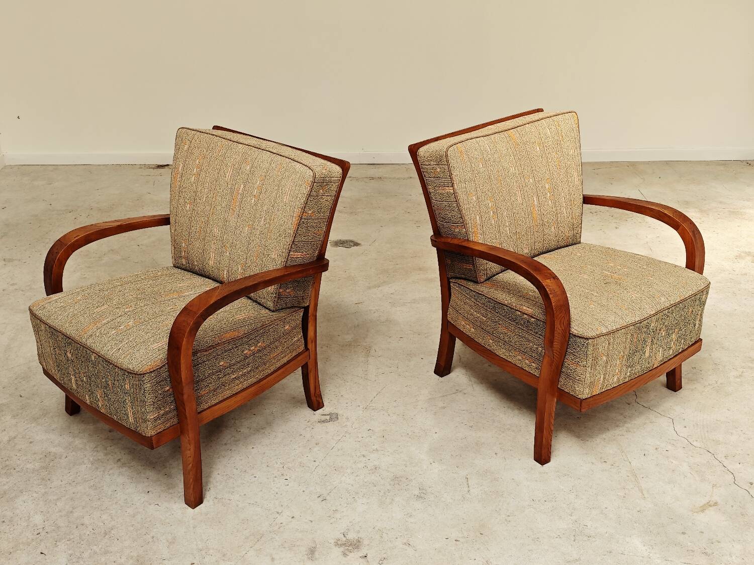Pair of Krasna Jizba Art Deco solid wood armchairs