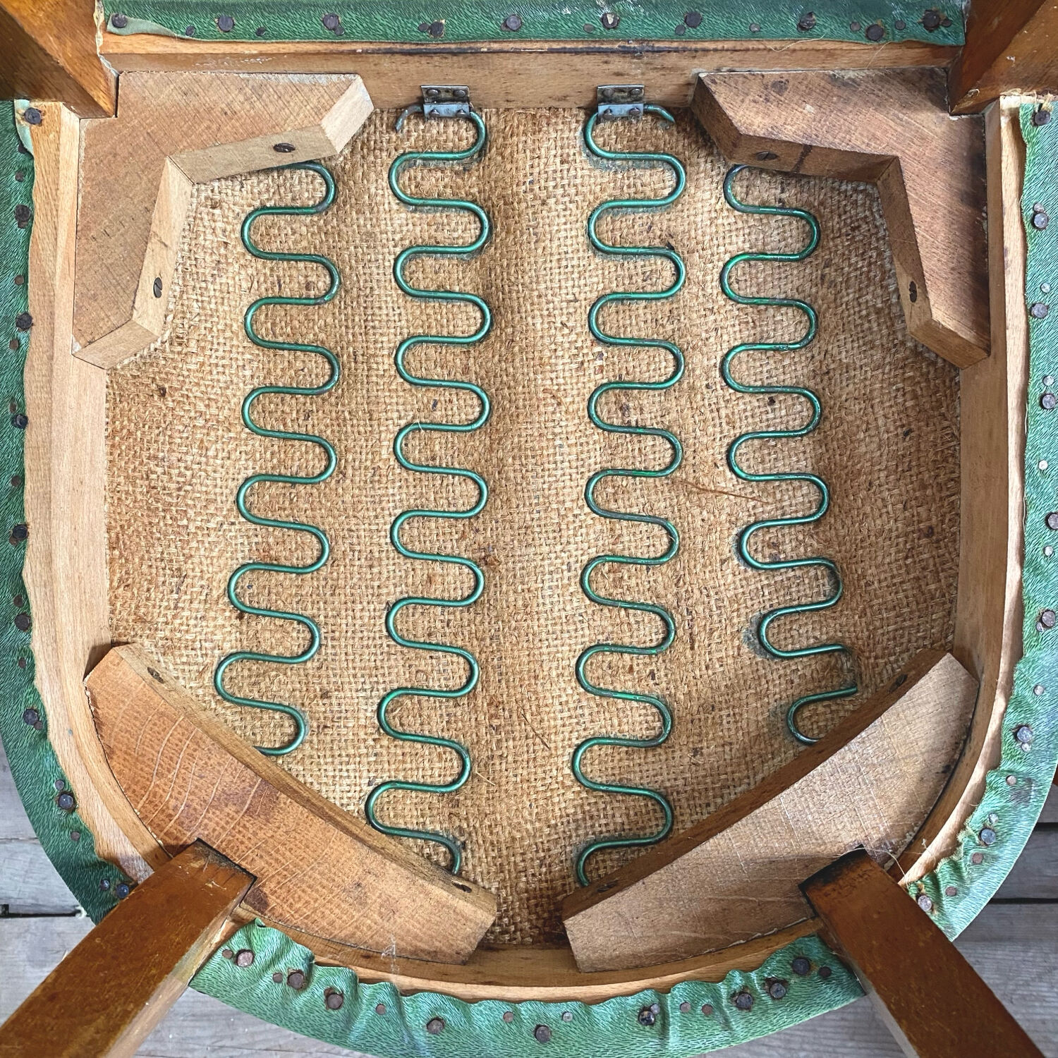 Set of 10 vintage chairs