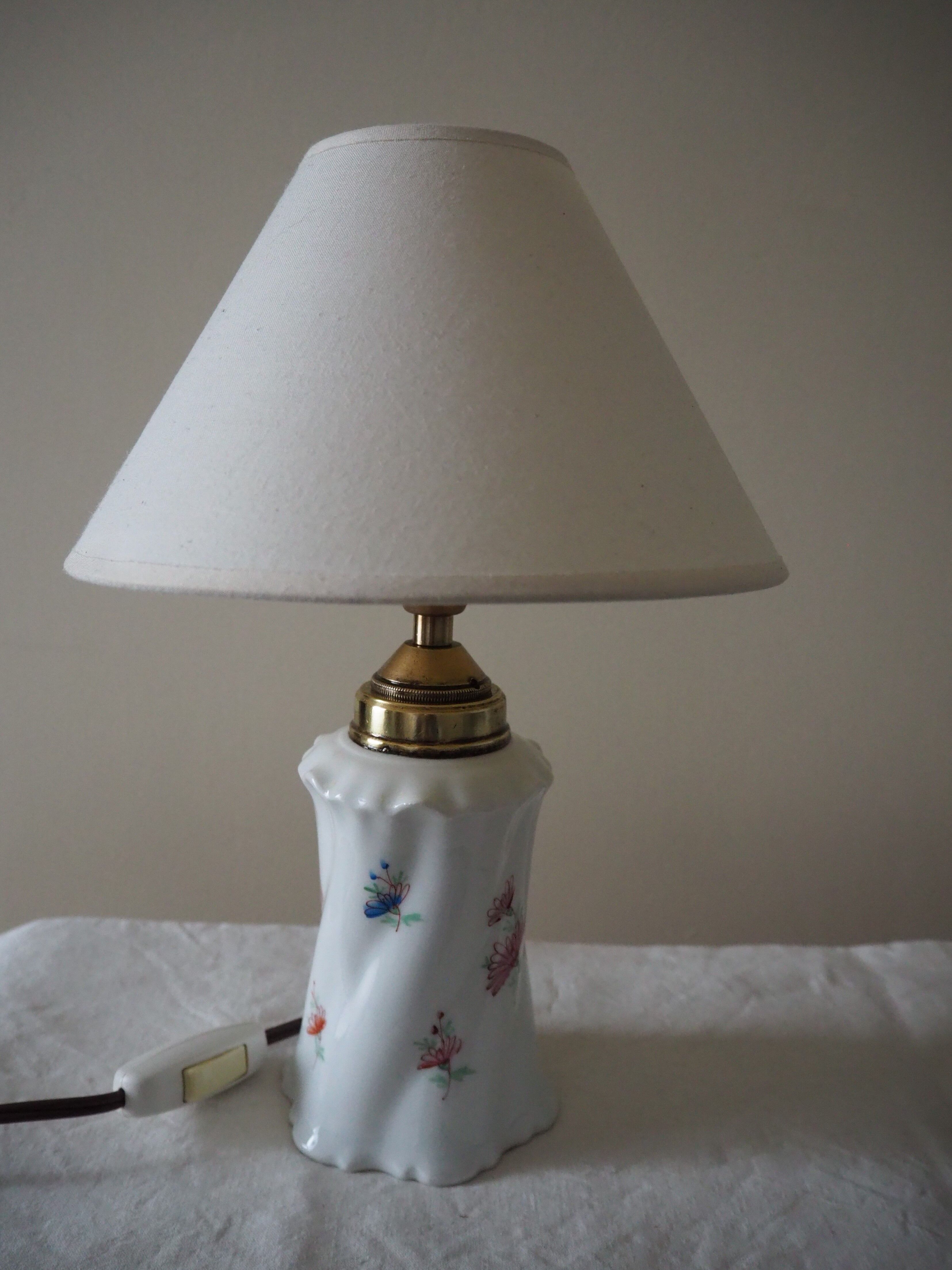 Table lamp in earthenware