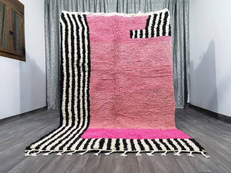 Berber rug in natural wool, size 200 x 300 cm