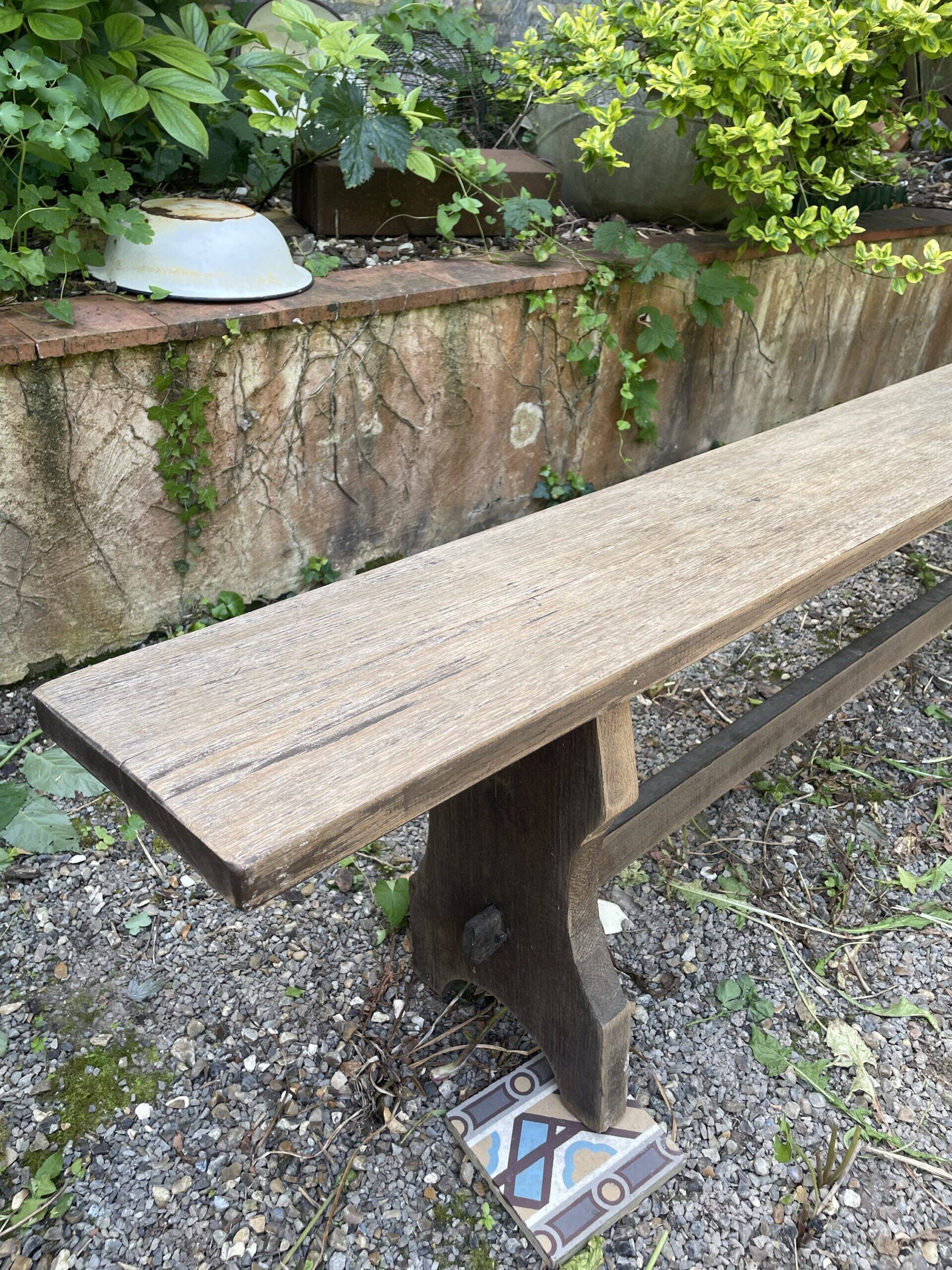 Banc en chêne massif 3m de longueur