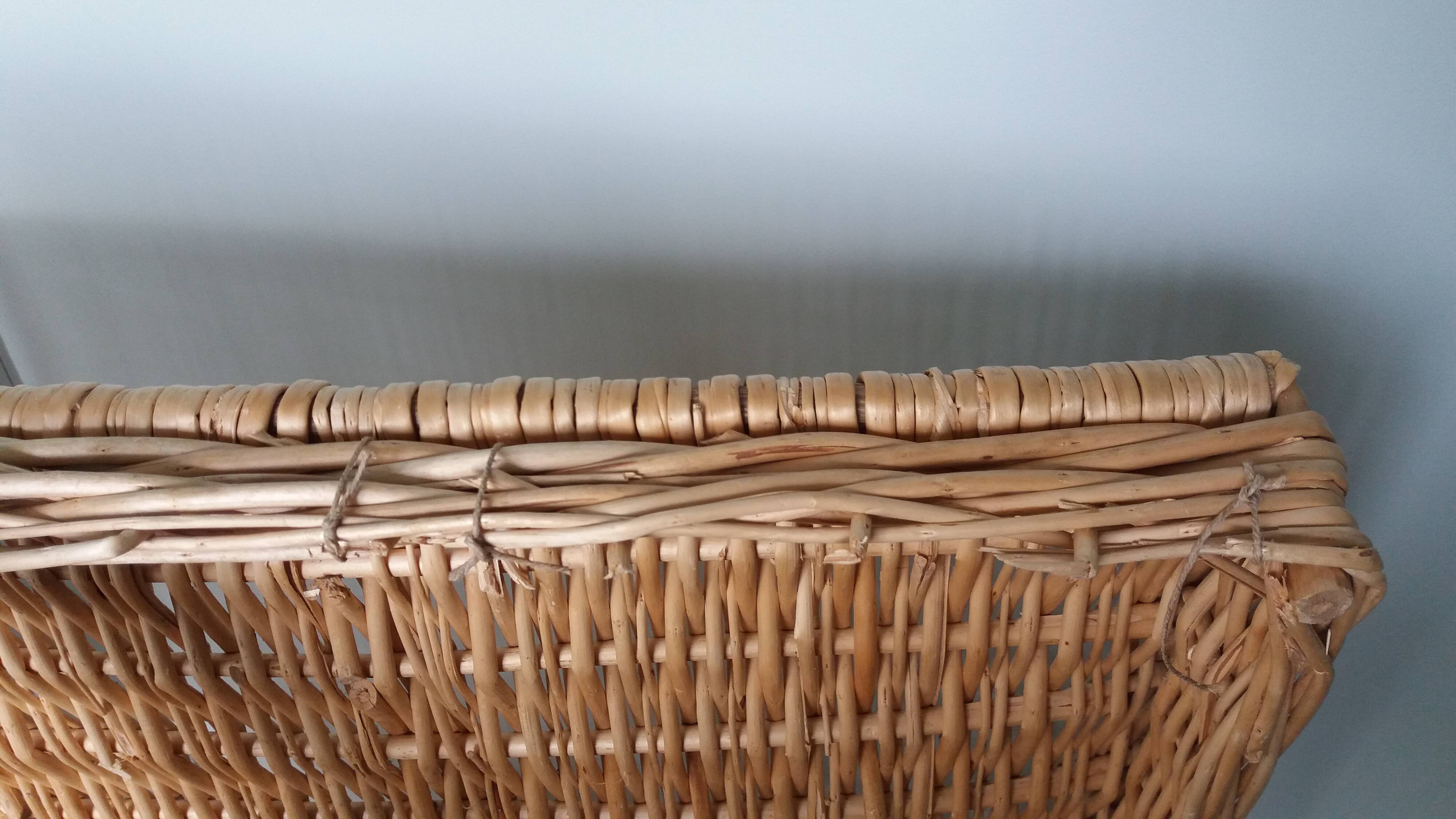 Wicker crate, very large basket