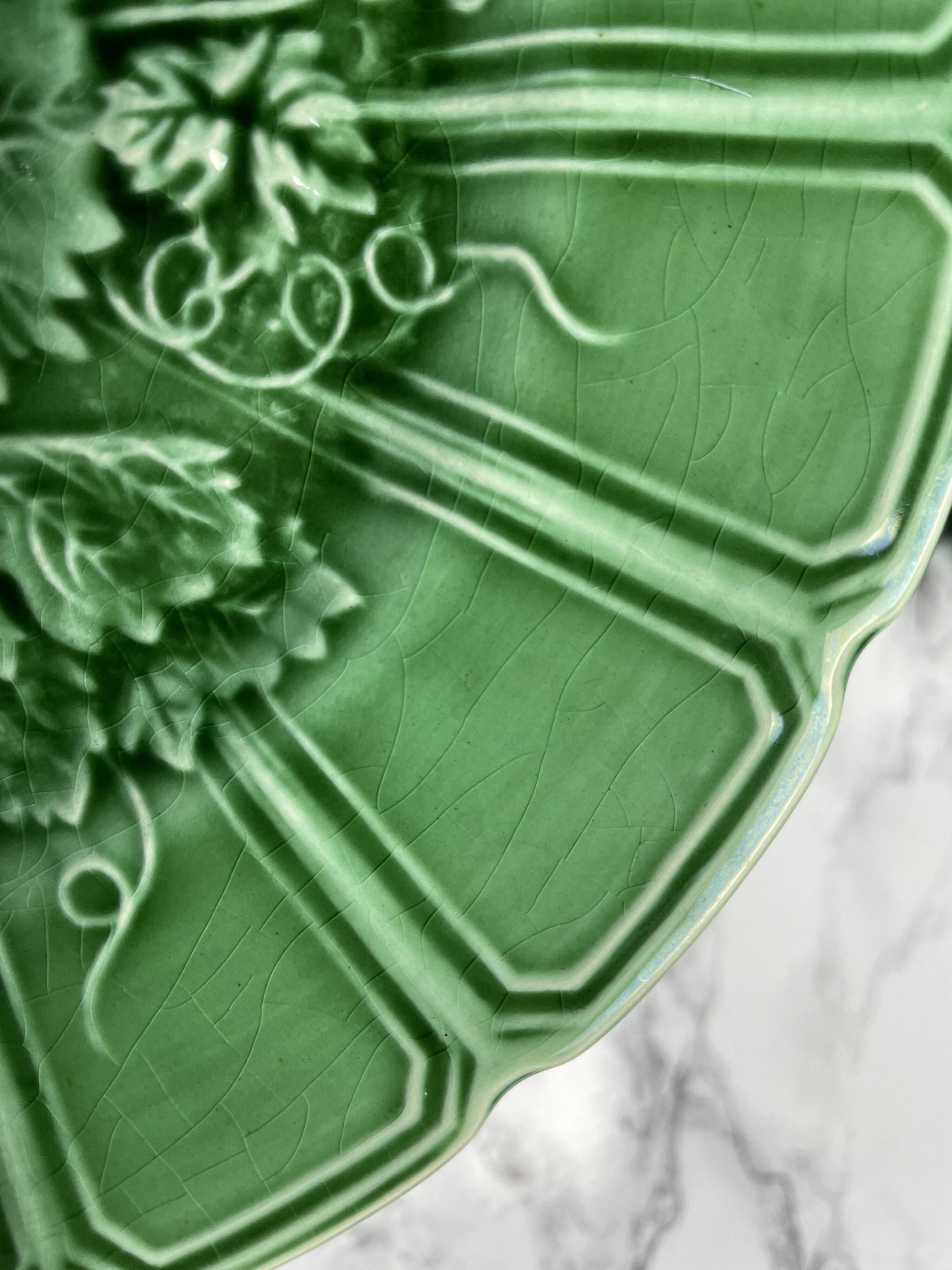 Sarreguemines grape barbotine dessert plates