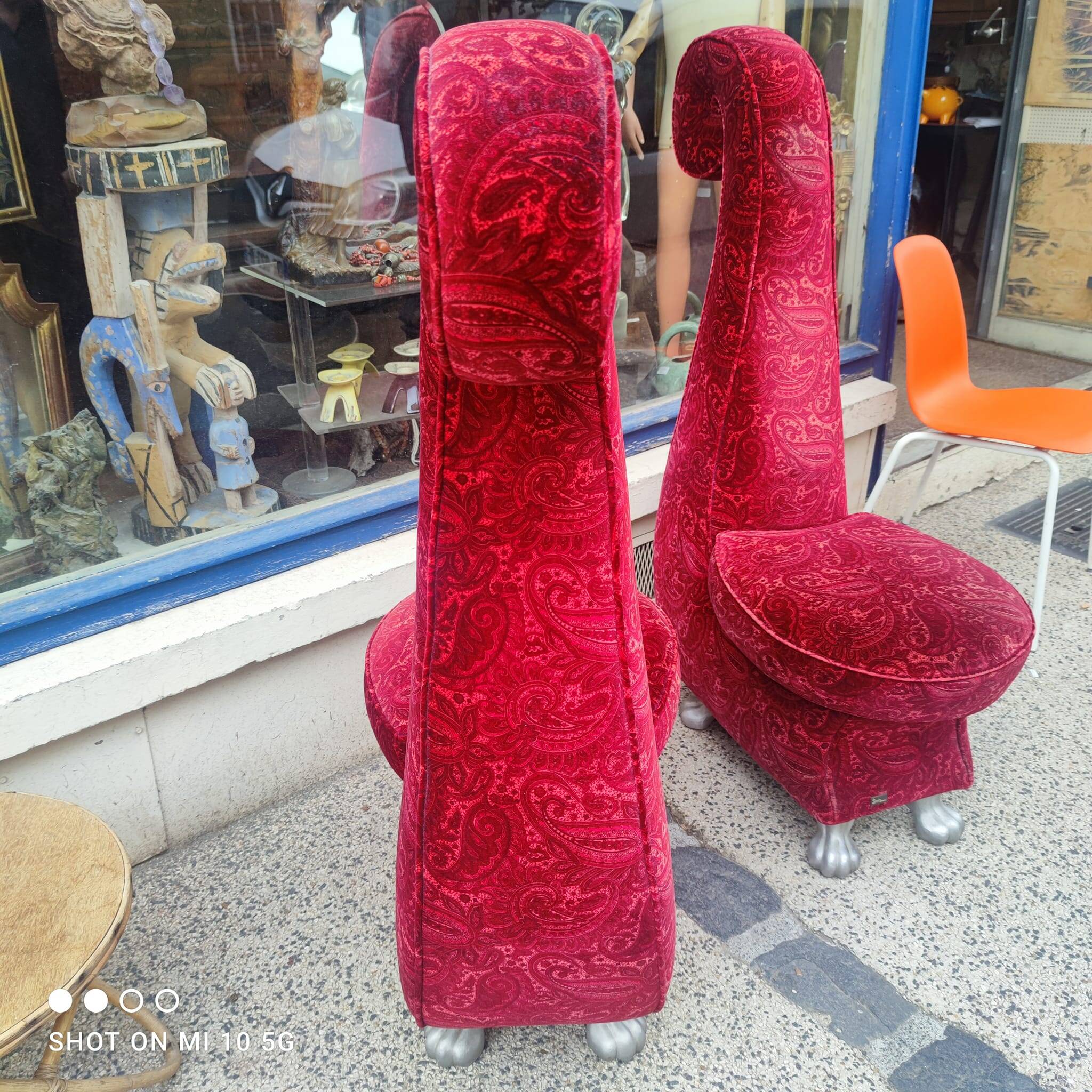 Pair of velvet lounge chairs with a Kashmir pattern from Bretz.