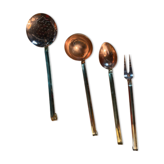 Set of 4 copper and brass utensils